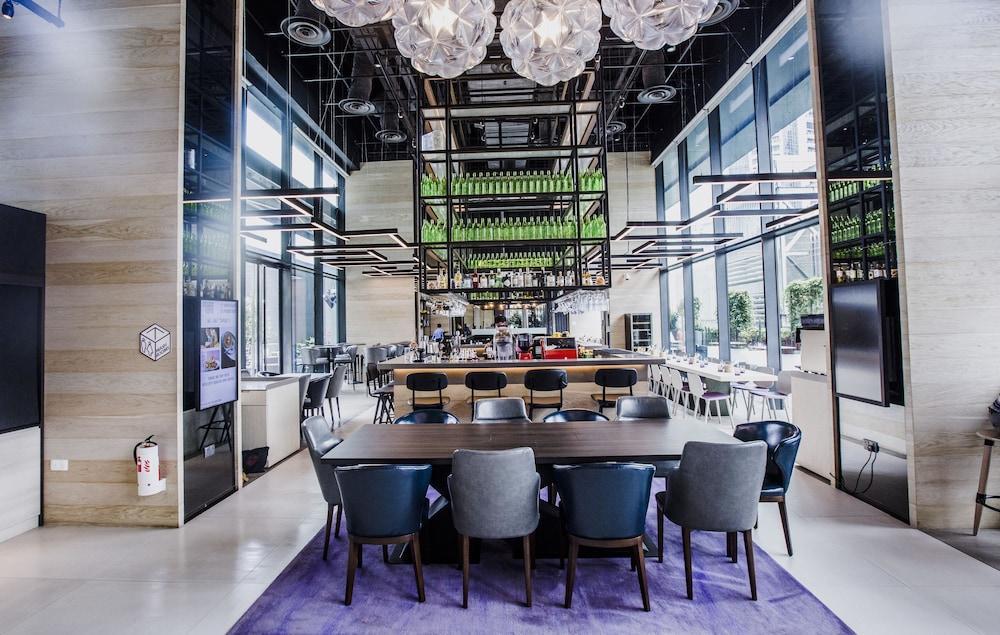 Yotel Orchard Road 4*