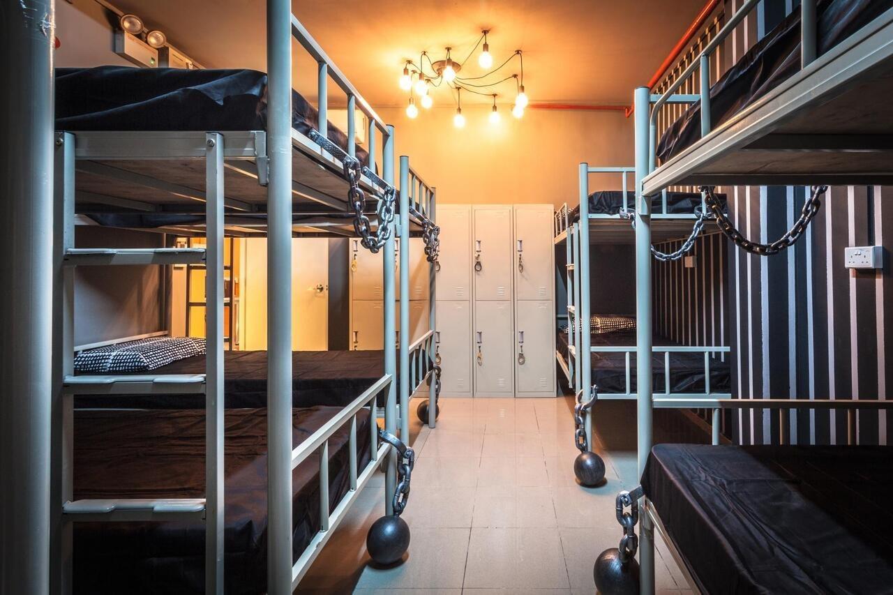 Reddoorz @ Kallang Mrt Hostel