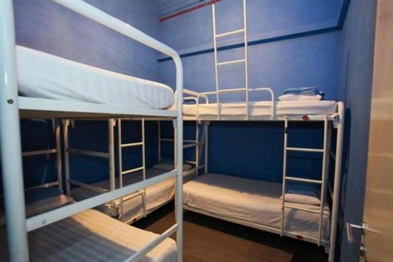 Hostel Moni Gallery Singapore