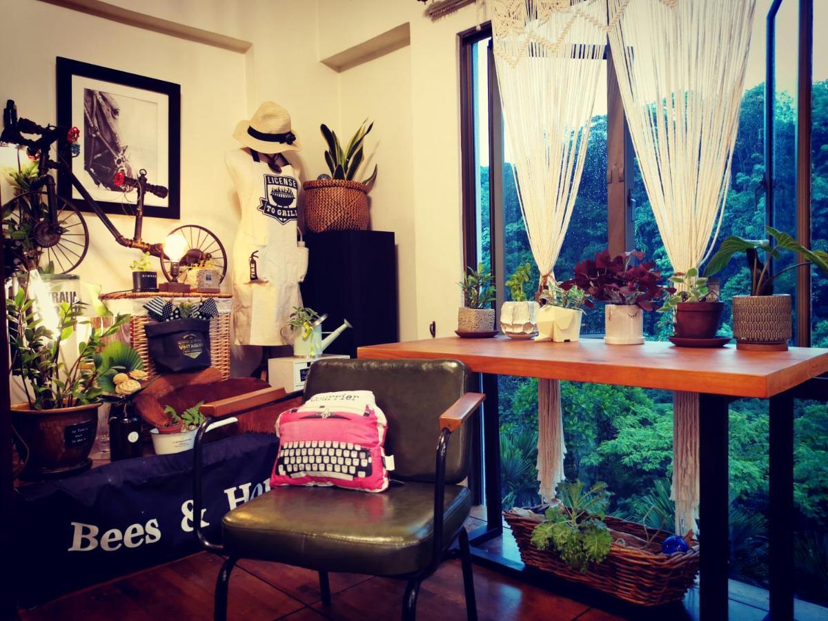 Homestay Oriental Tropics Private Forest View Singapore