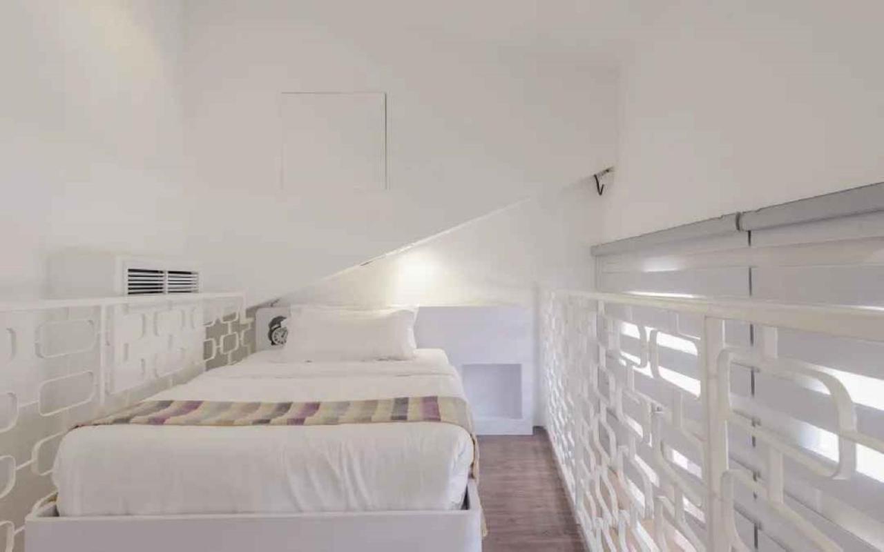 Lion Peak Purvis Hotel