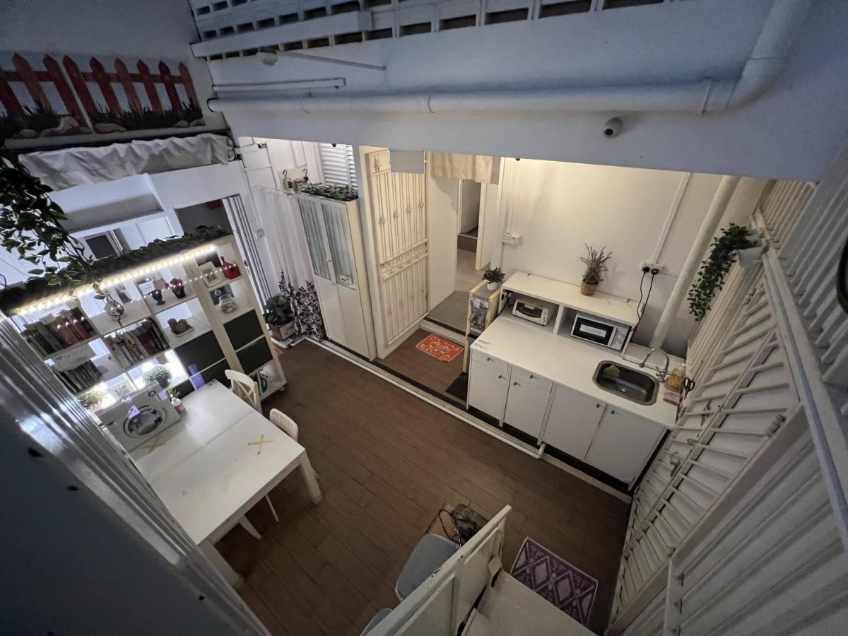 Blanc Hostel *