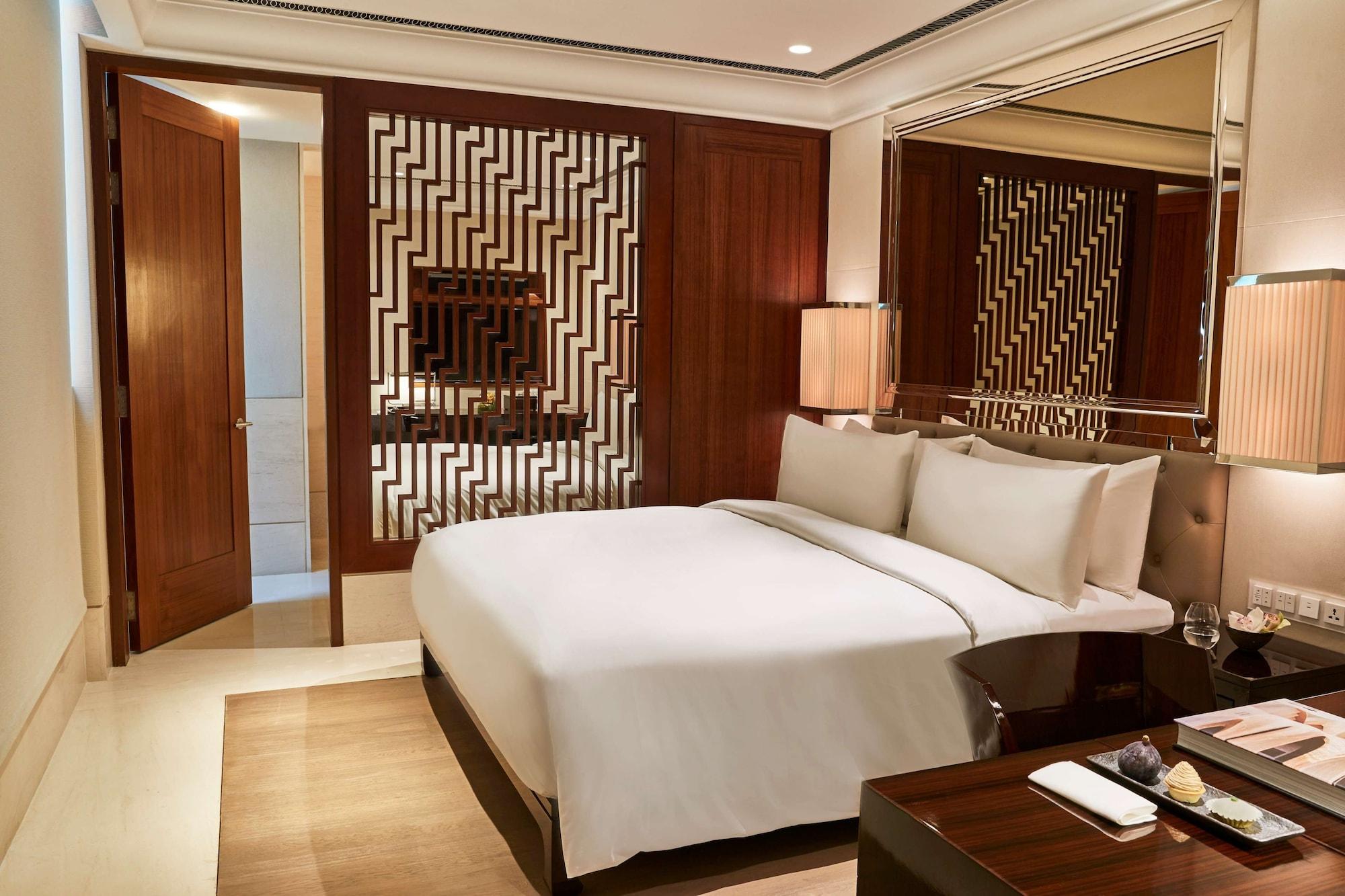 The Capitol Kempinski 5* Singapore