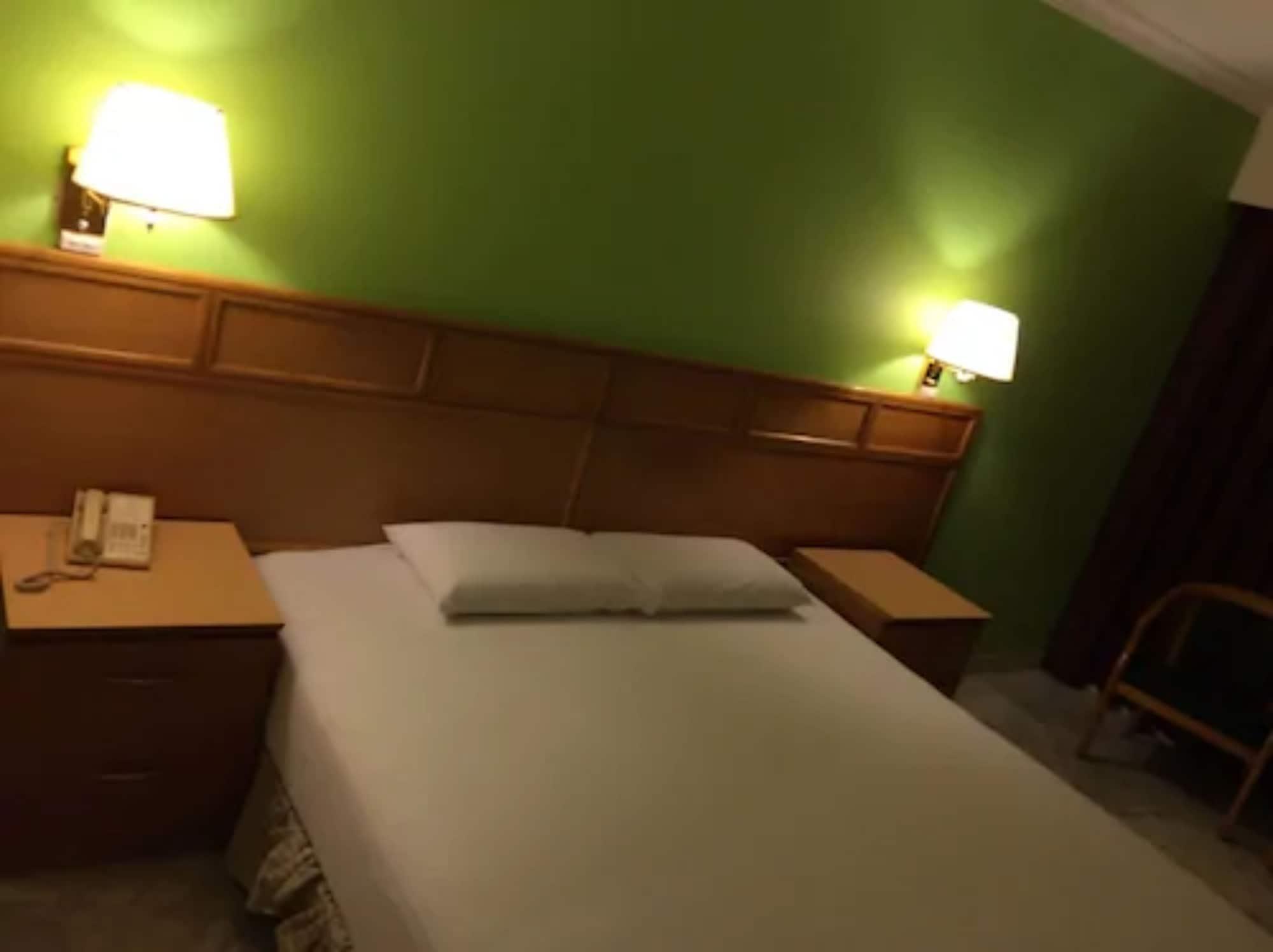 Bright Star Hotel