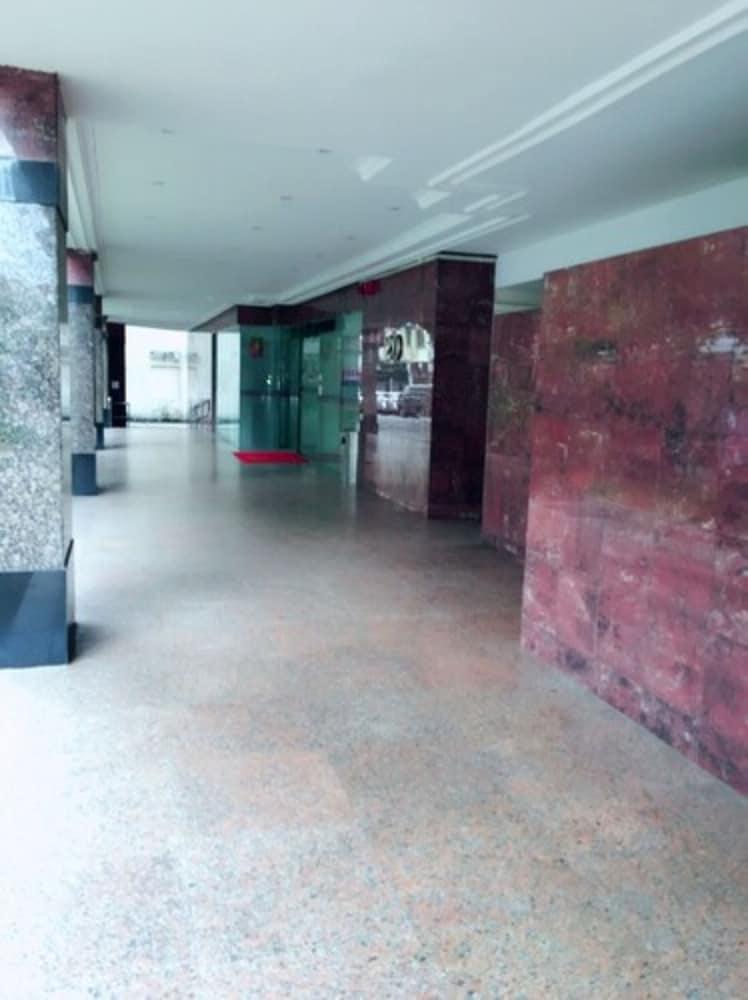 Hotel Bright Star 2*