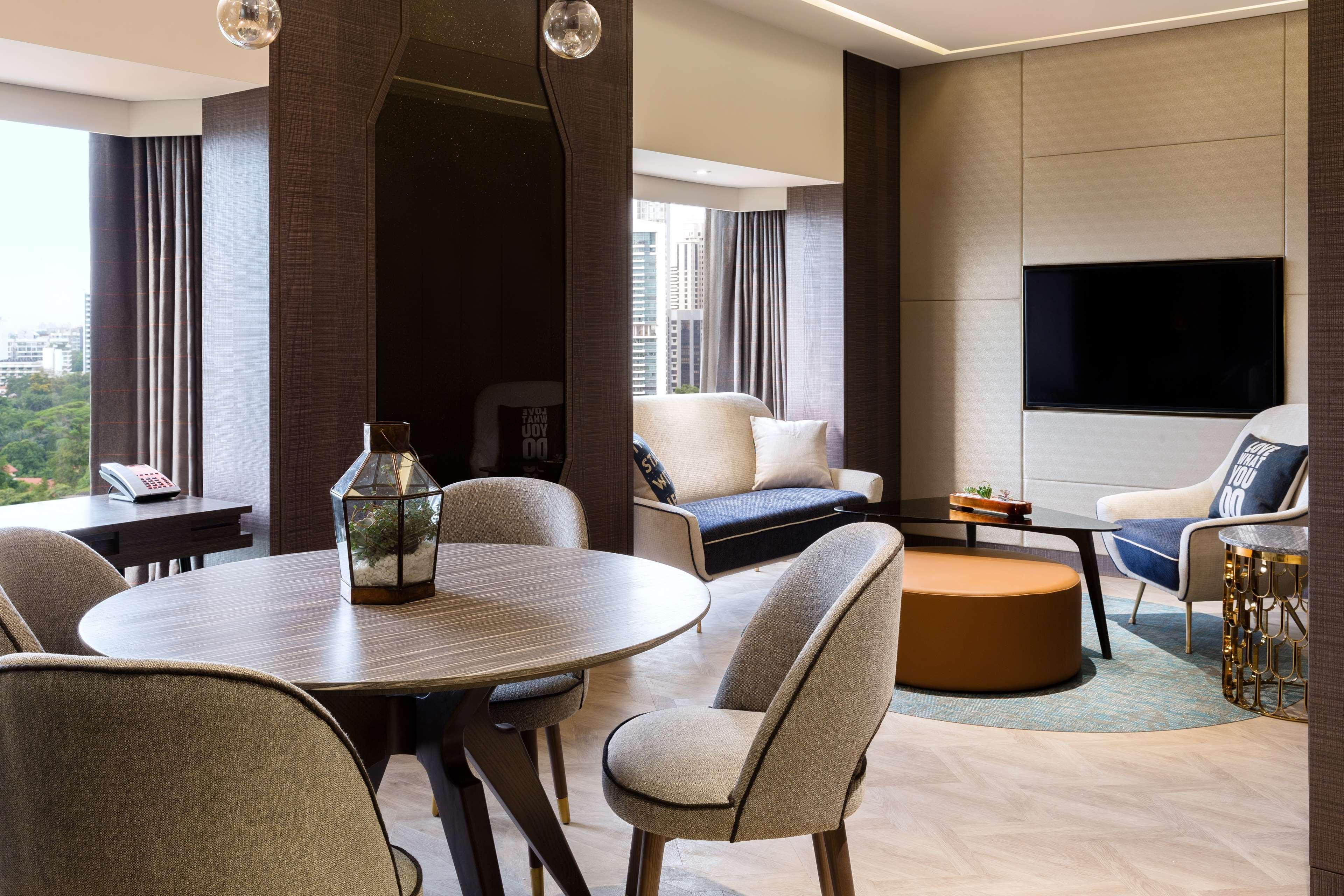 Hotel Jen Tanglin By Shangri-la Singapore