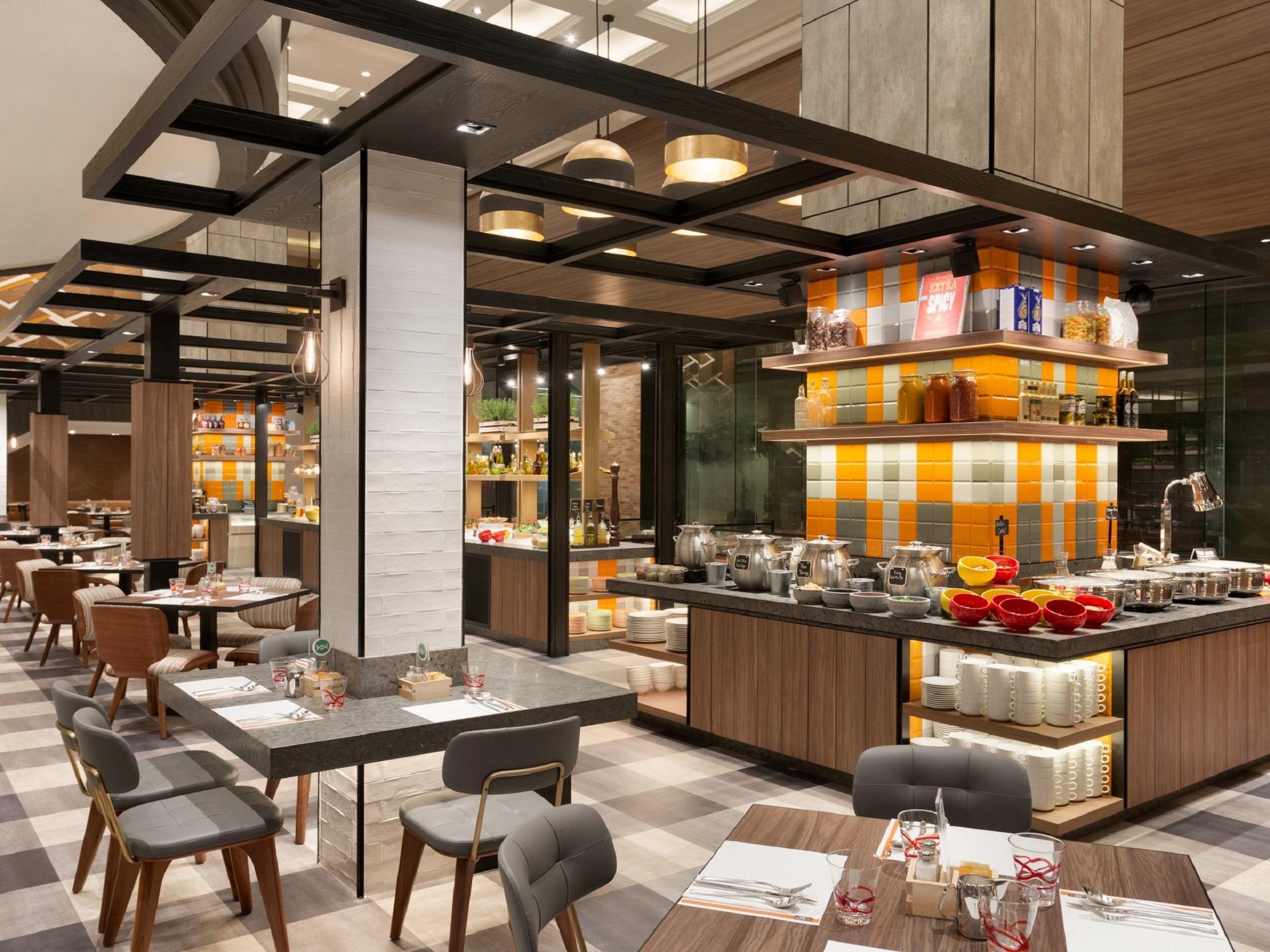 Jen Tanglin By Shangri-la Hotel Singapore