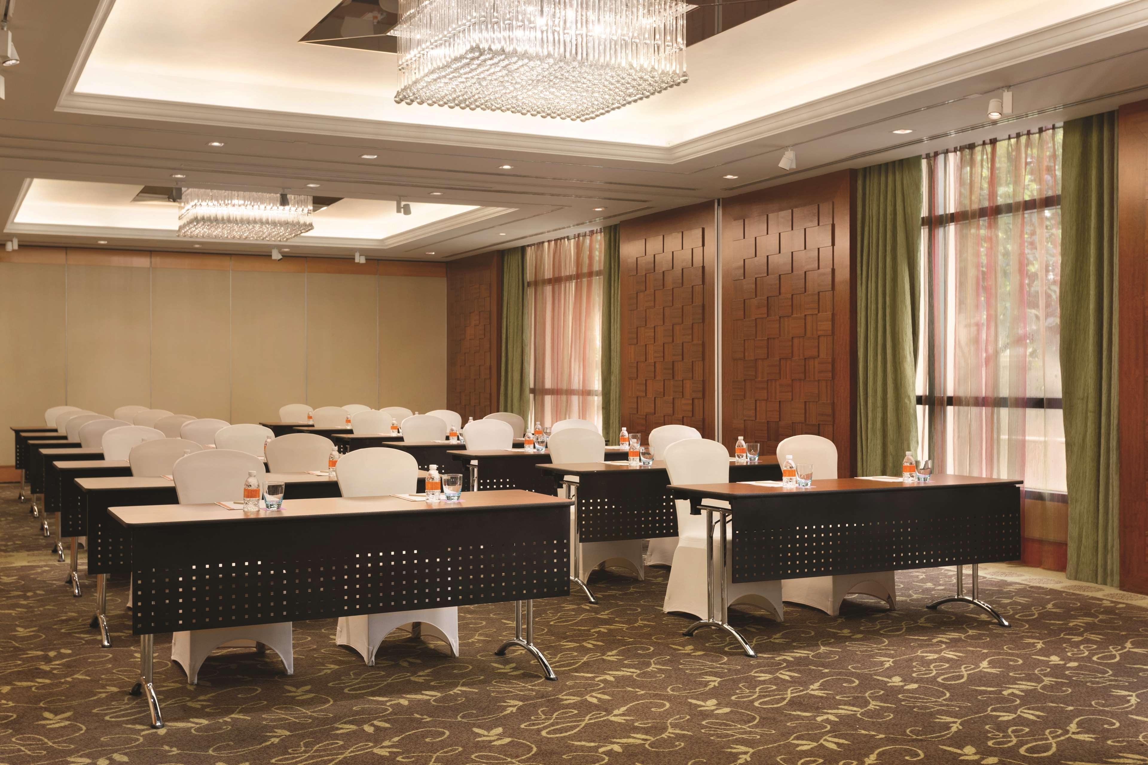 Jen Tanglin By Shangri-la Hotel Singapore