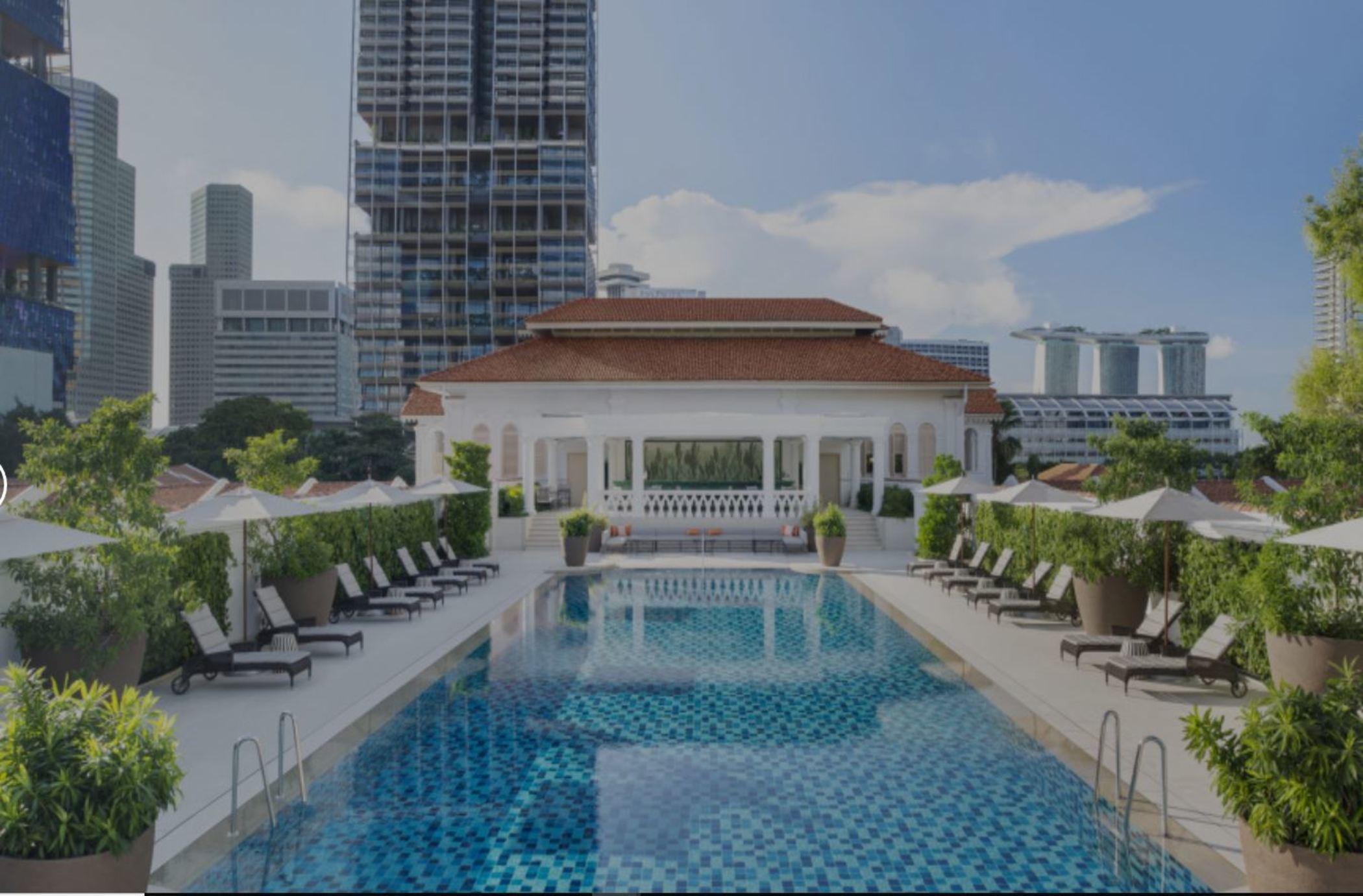 Raffles Hotel 5*