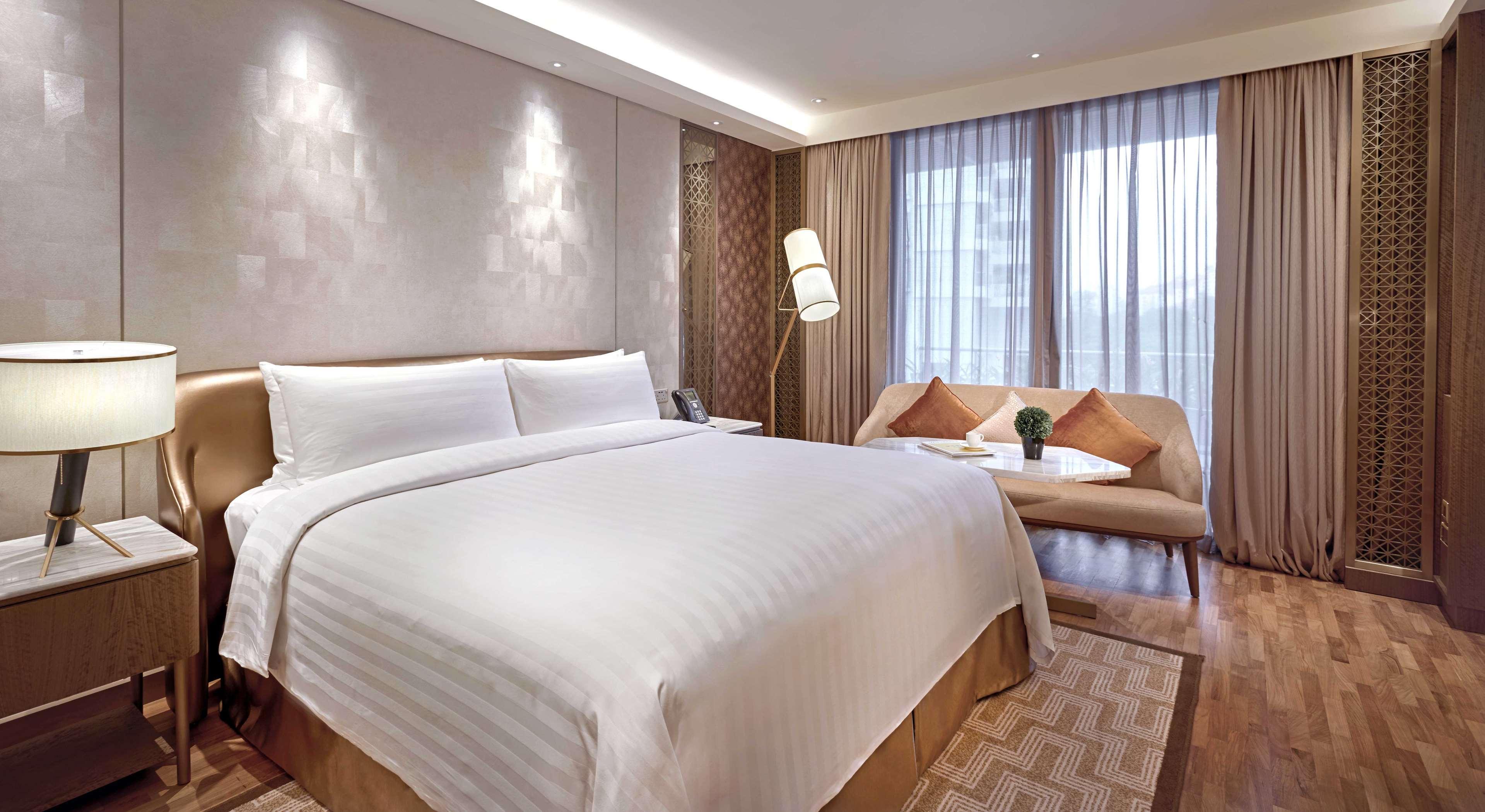 Hotel Parkroyal On Beach Road, 4*