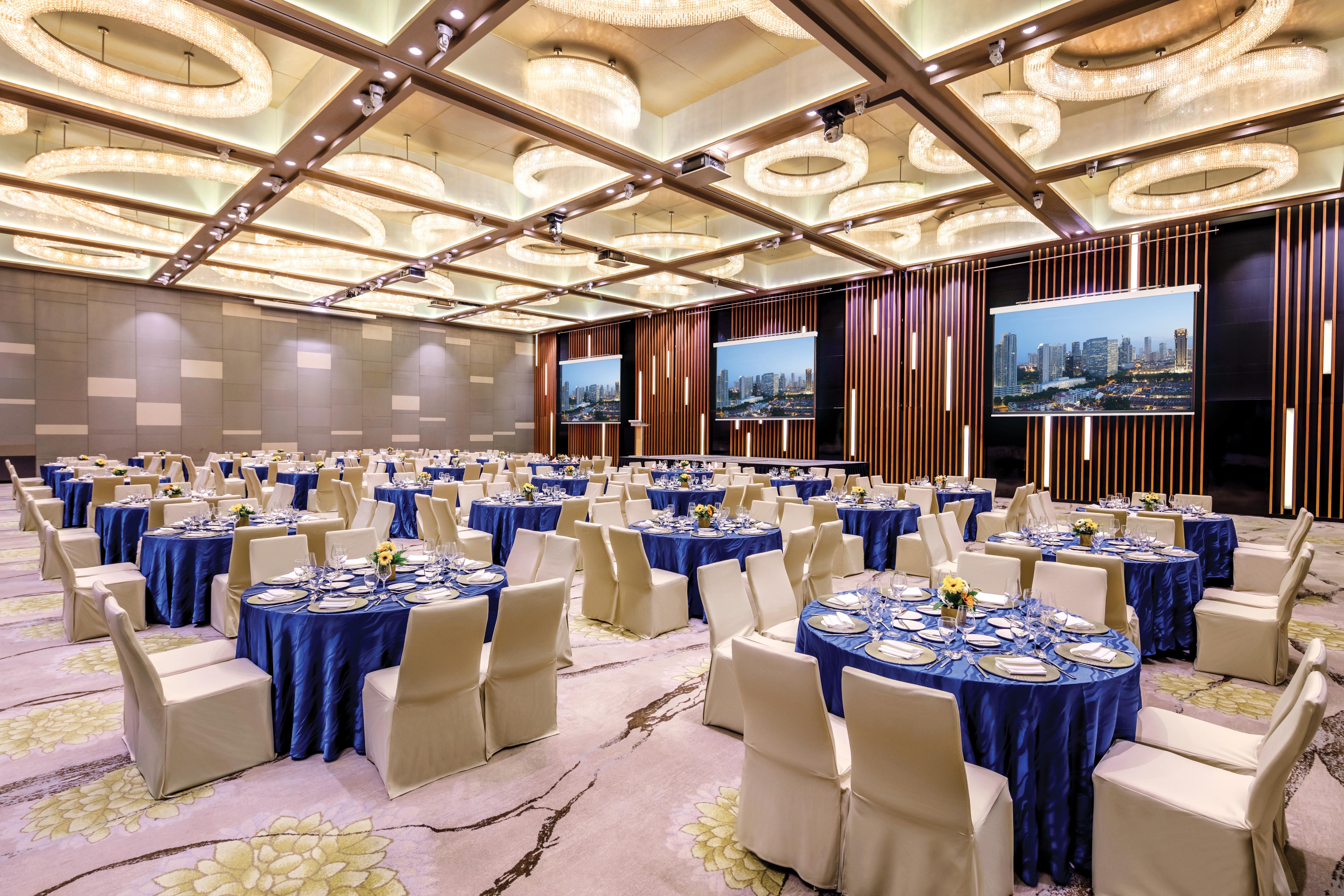Parkroyal On Beach Road, 4* Singapore