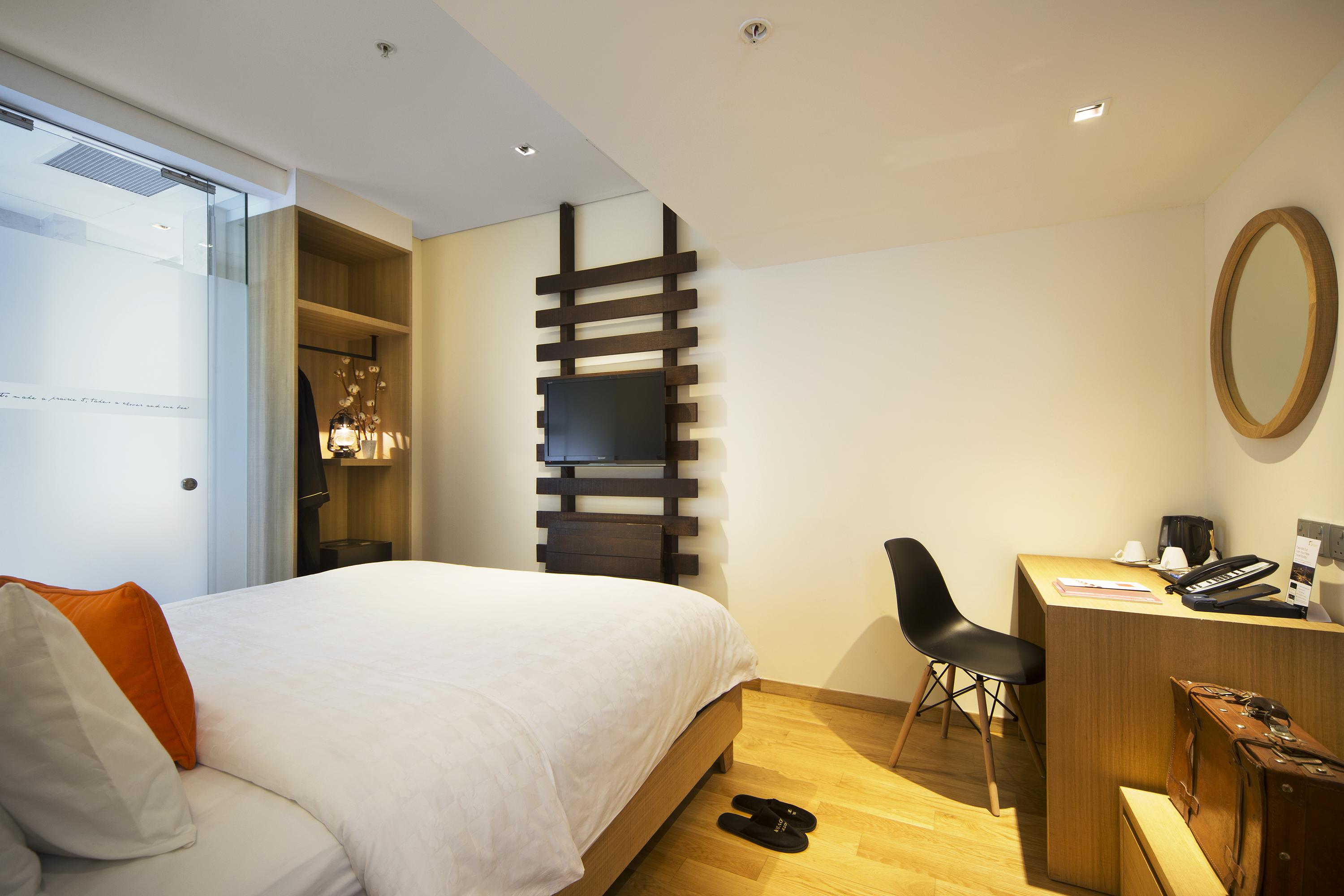 Clover 769 North Bridge Road Hotel 4*