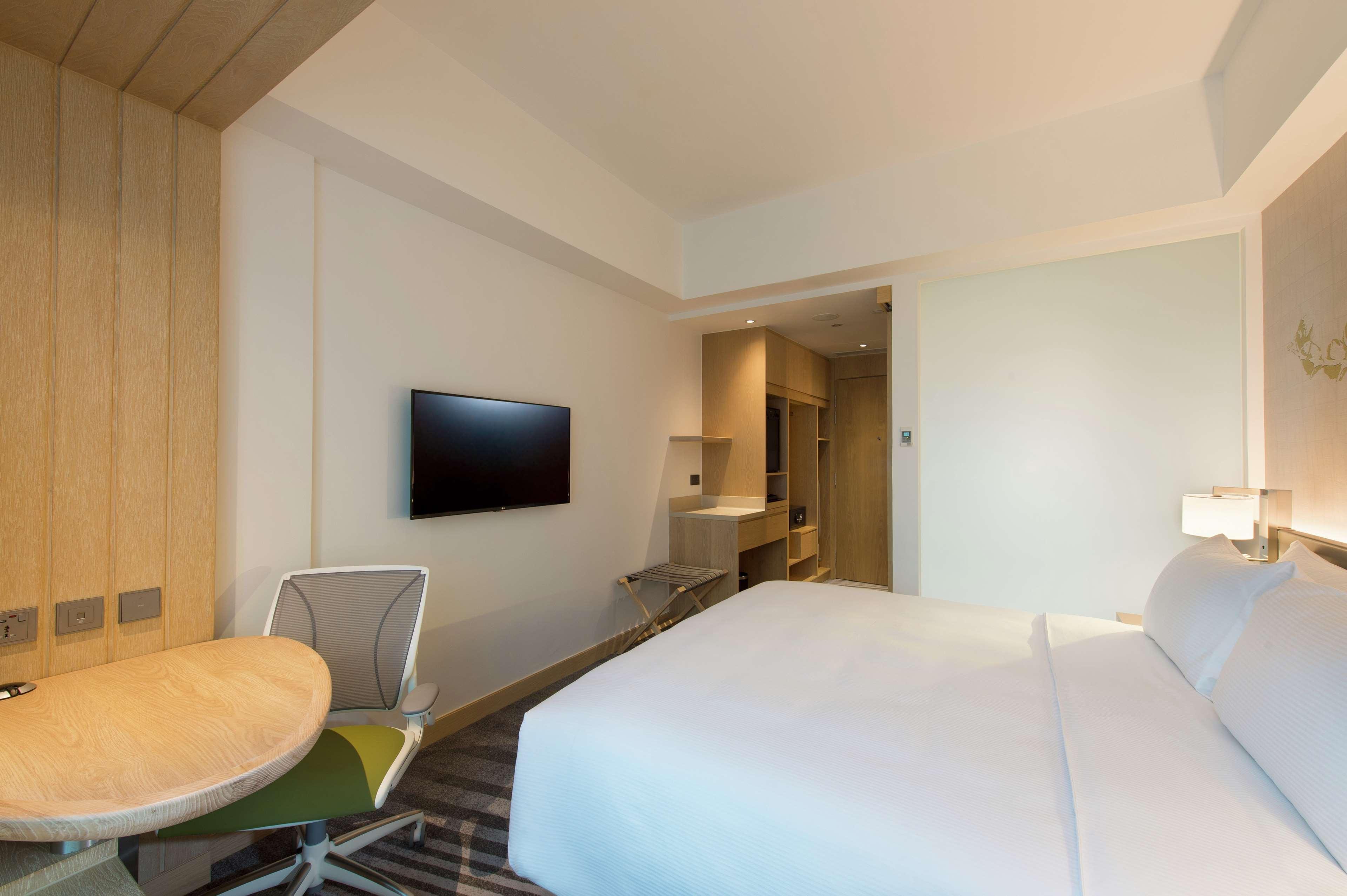 Hilton Garden Serangoon Hotel