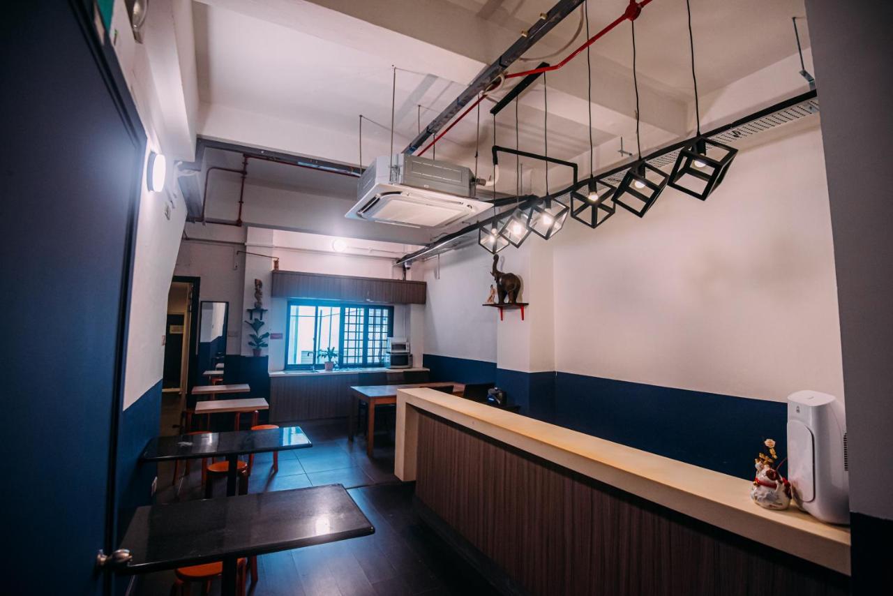 Bluewaters Pods 38 Hongkong St Hostel Singapore