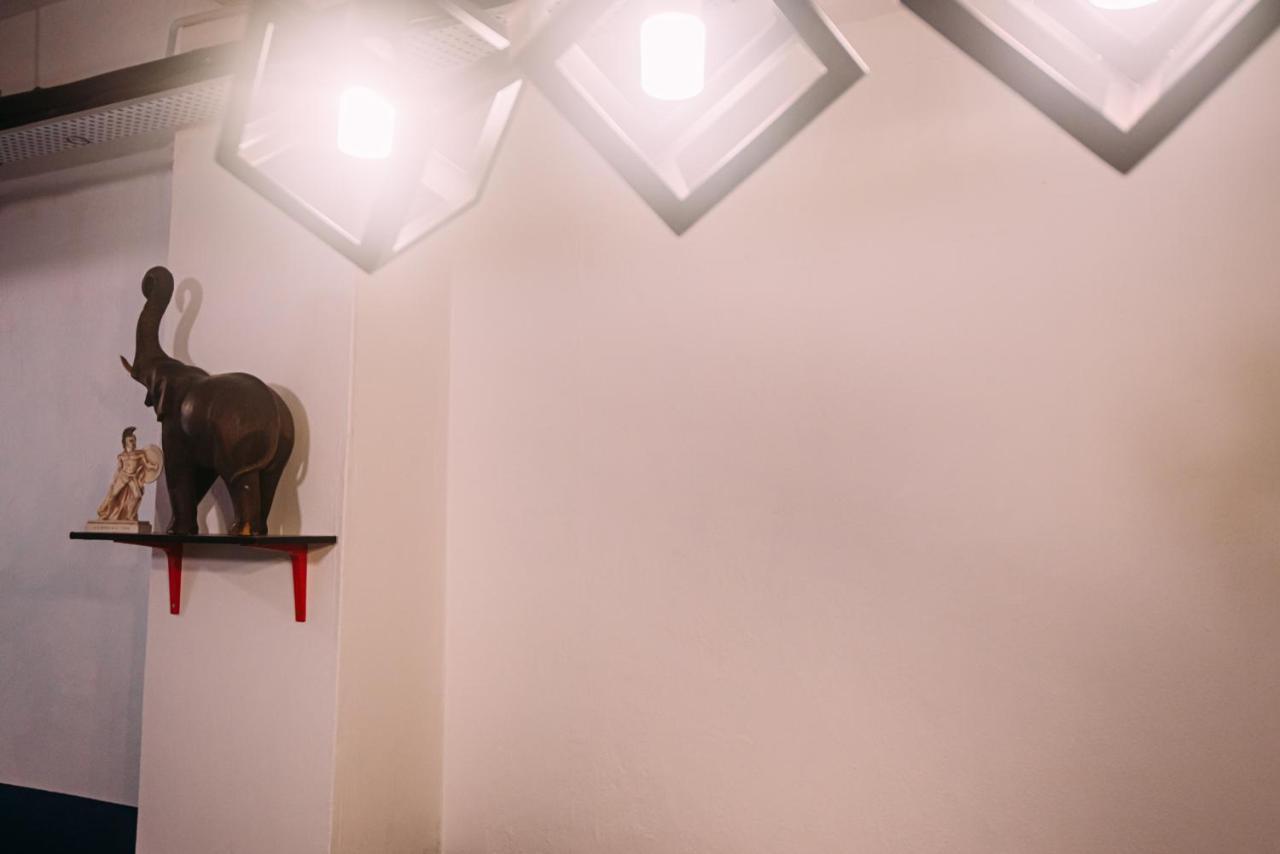 Hostel Bluewaters Pods 38 Hongkong St Singapore