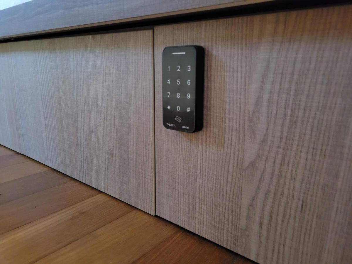 Wink At Upper Cross Street Capsule hotel