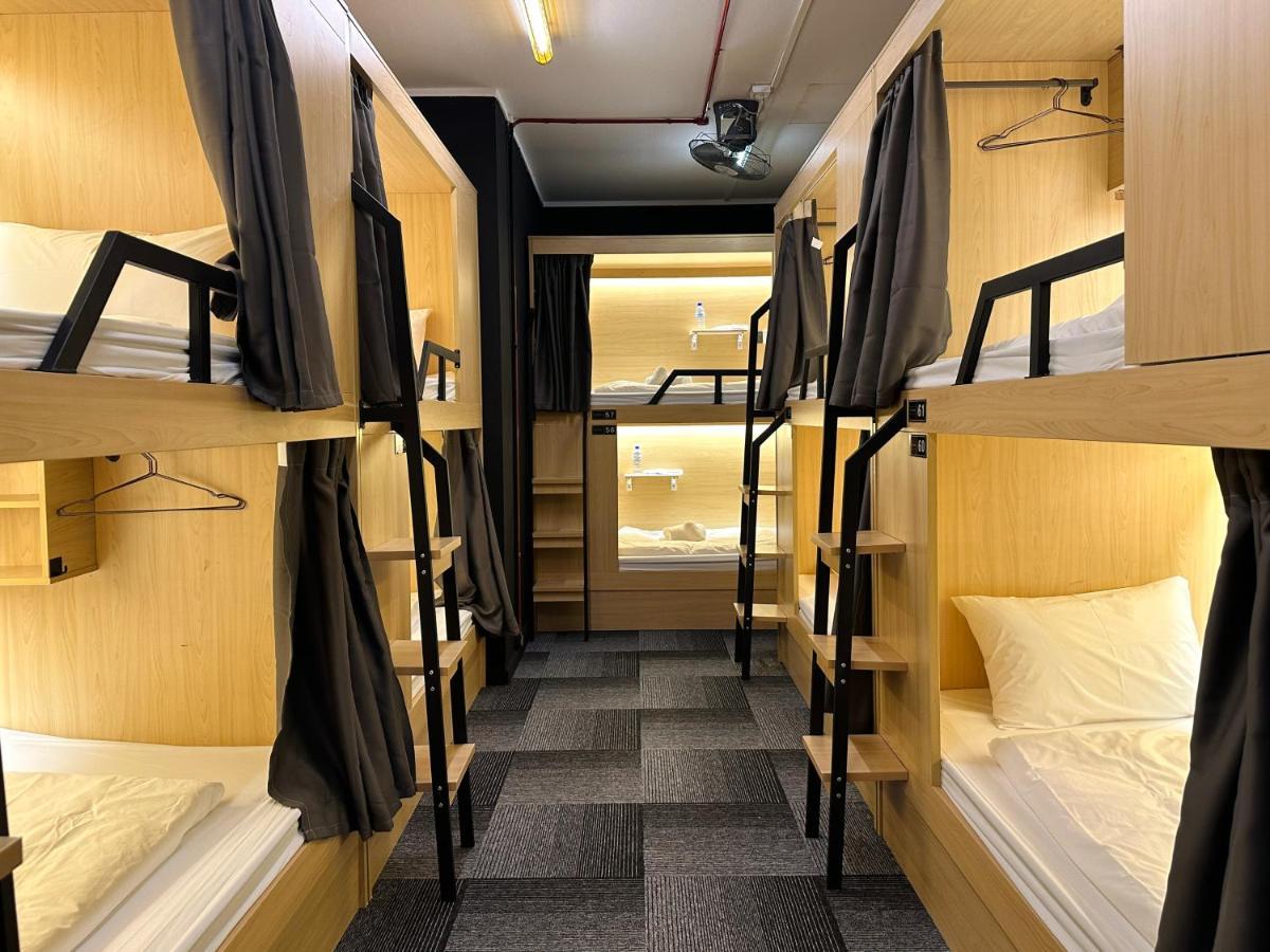 Capsule hotel The Capsule