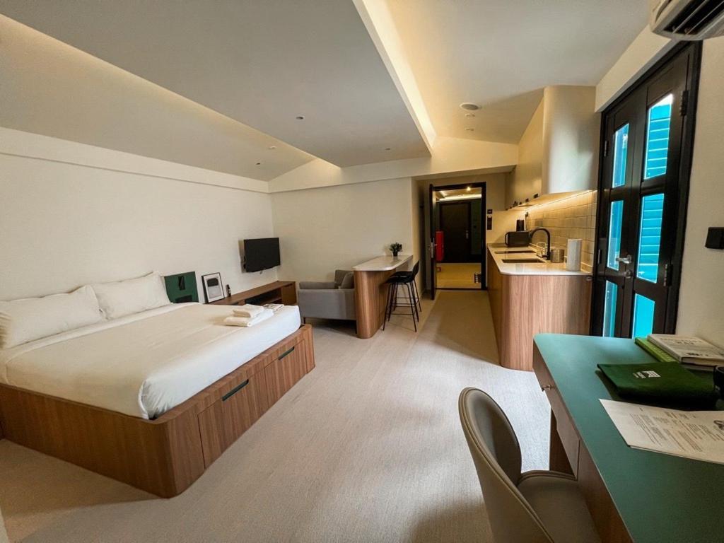 Weave - Midtown Aparthotel Singapore