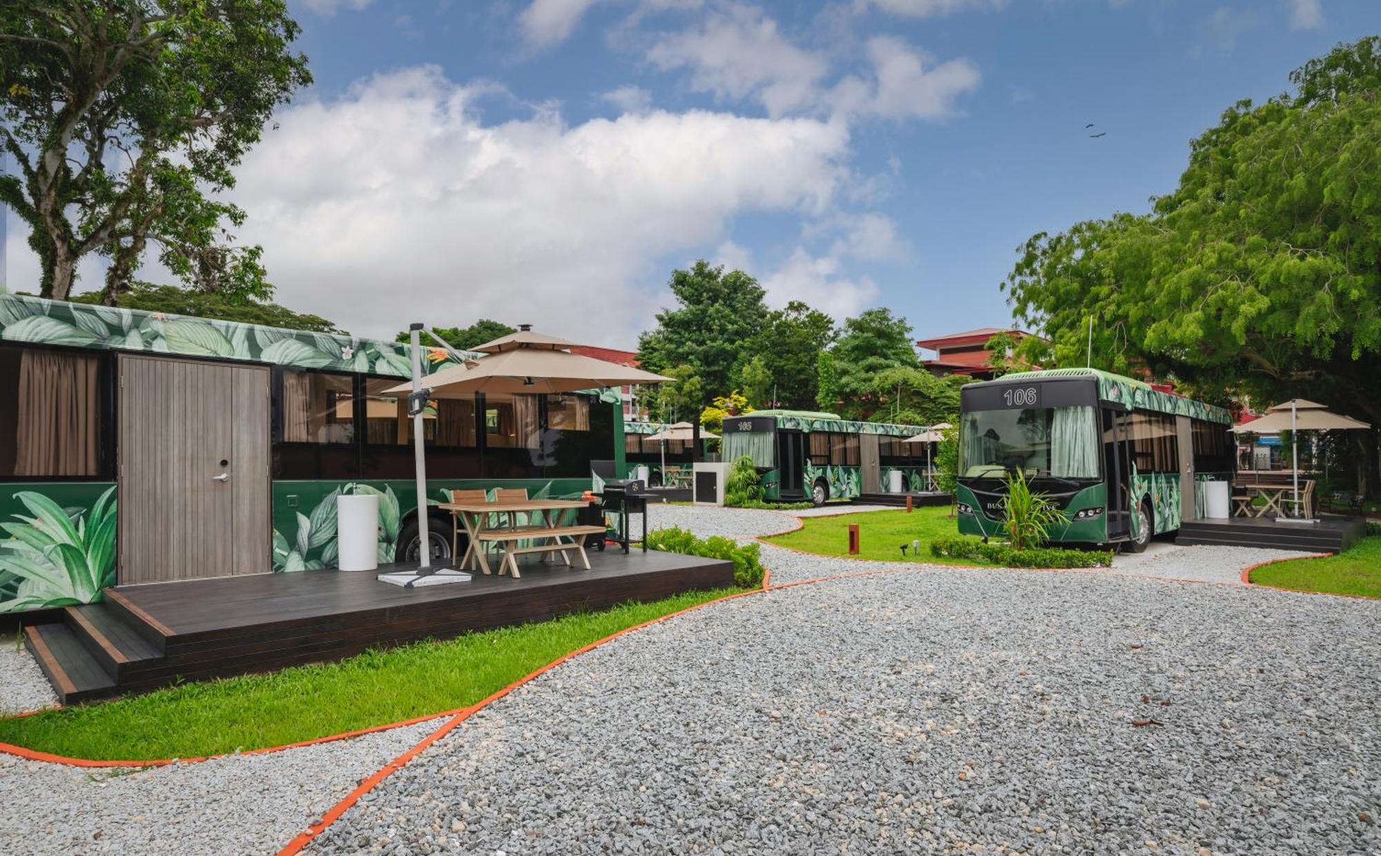 Hotel The Bus Collective *