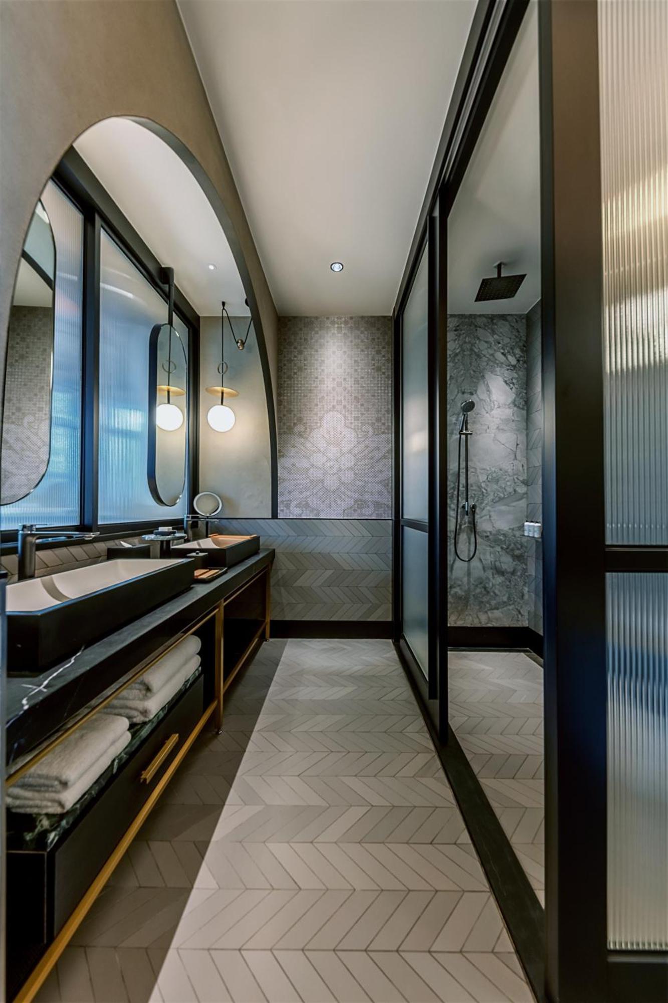 Artyzen Hotel 5*