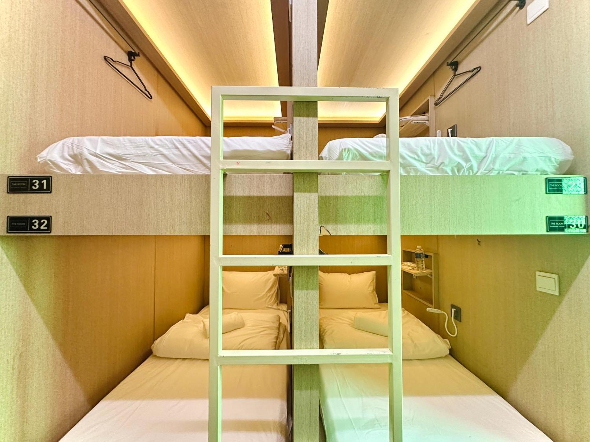 The Capsule