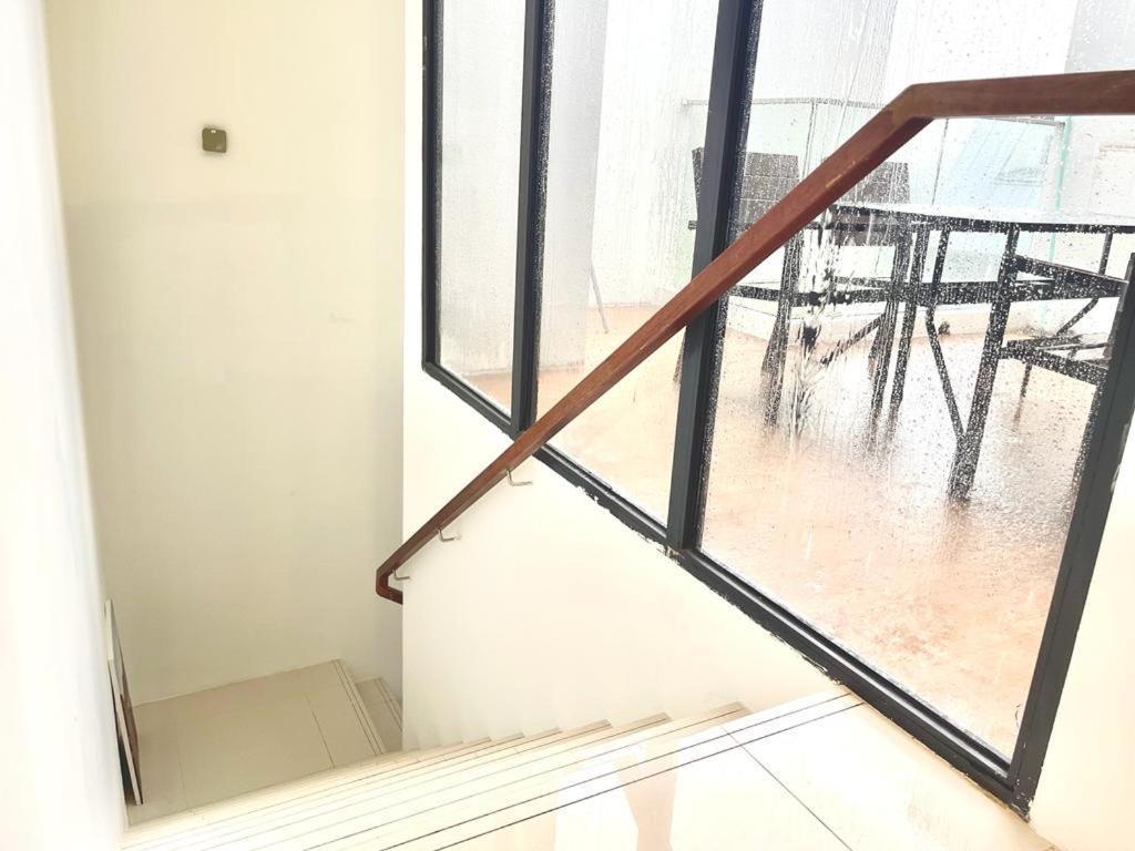 Apartment 2 Bedroom With View Near Subway In