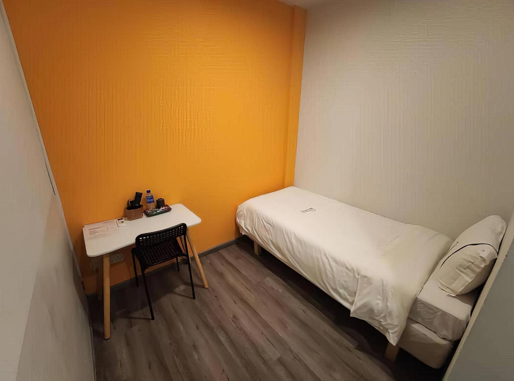 K2 Hotel *