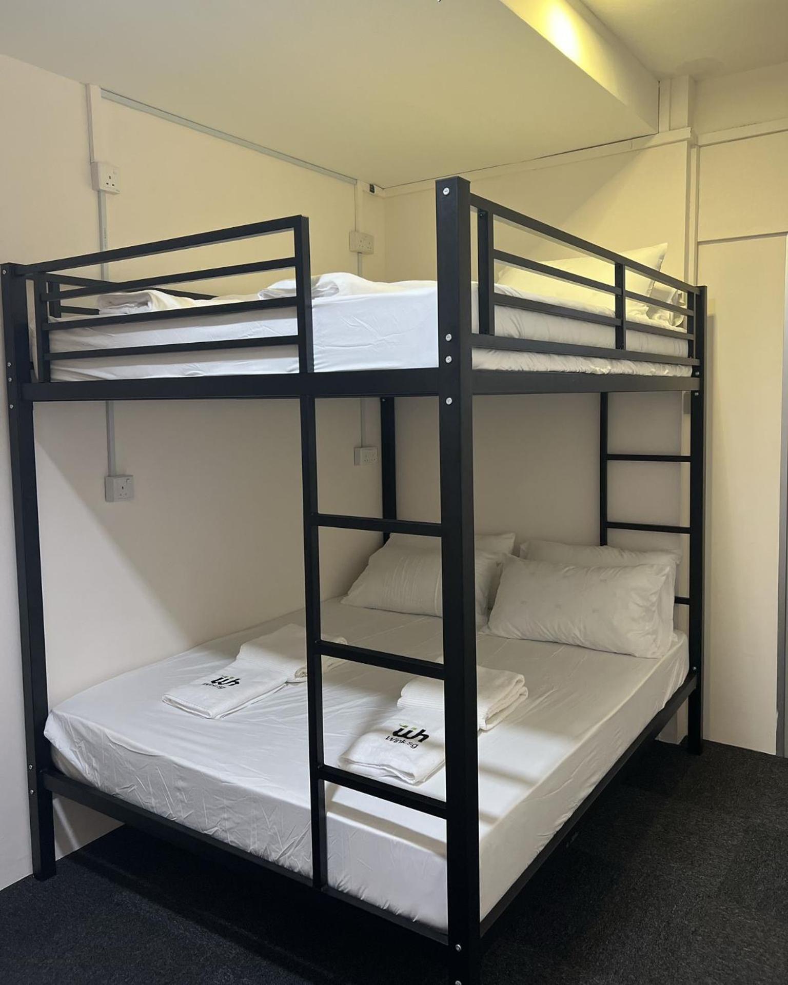 Capsule hotel Wink At Perak Road