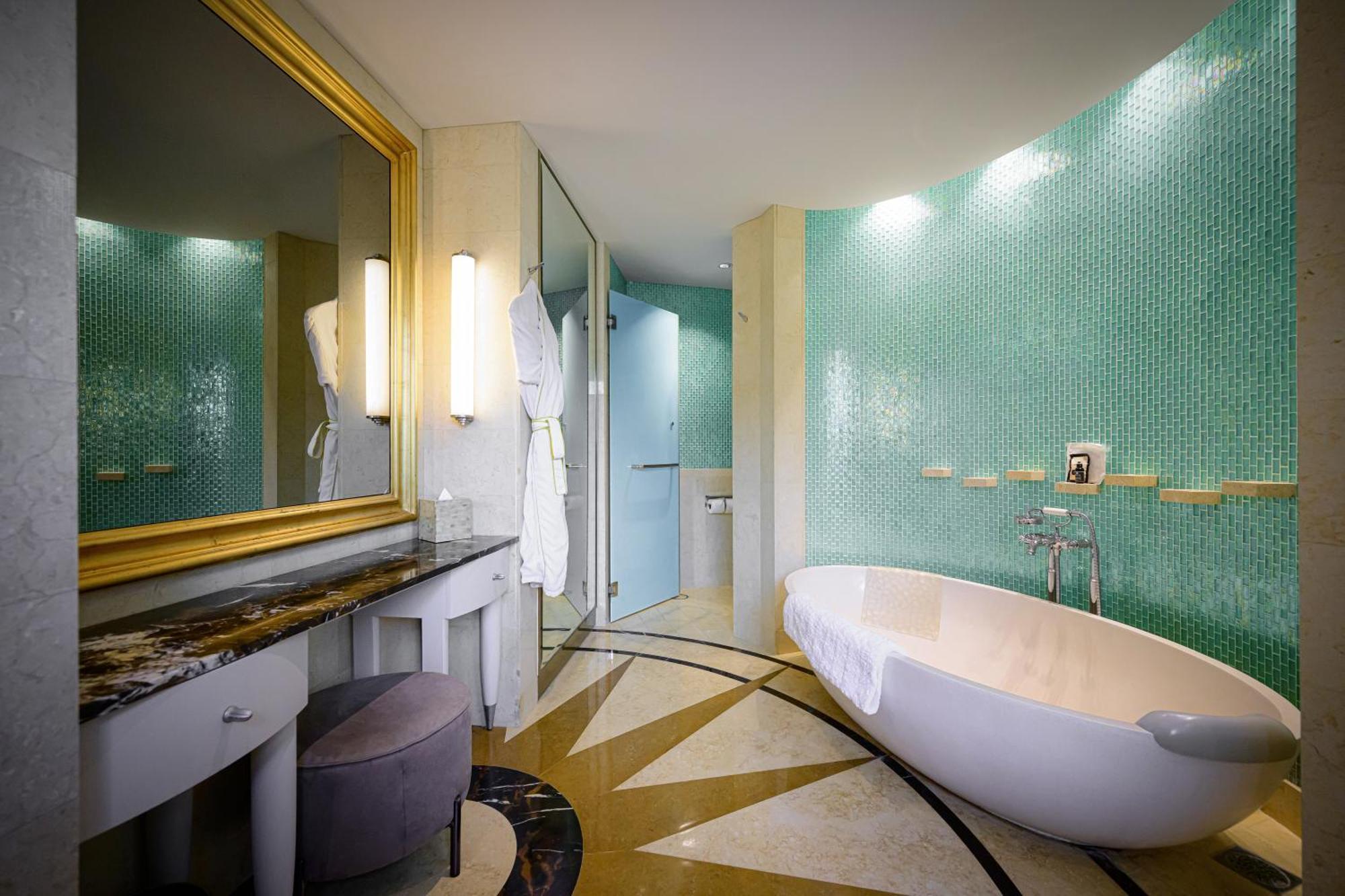 World Sentosa - Crockfords Tower Hotel