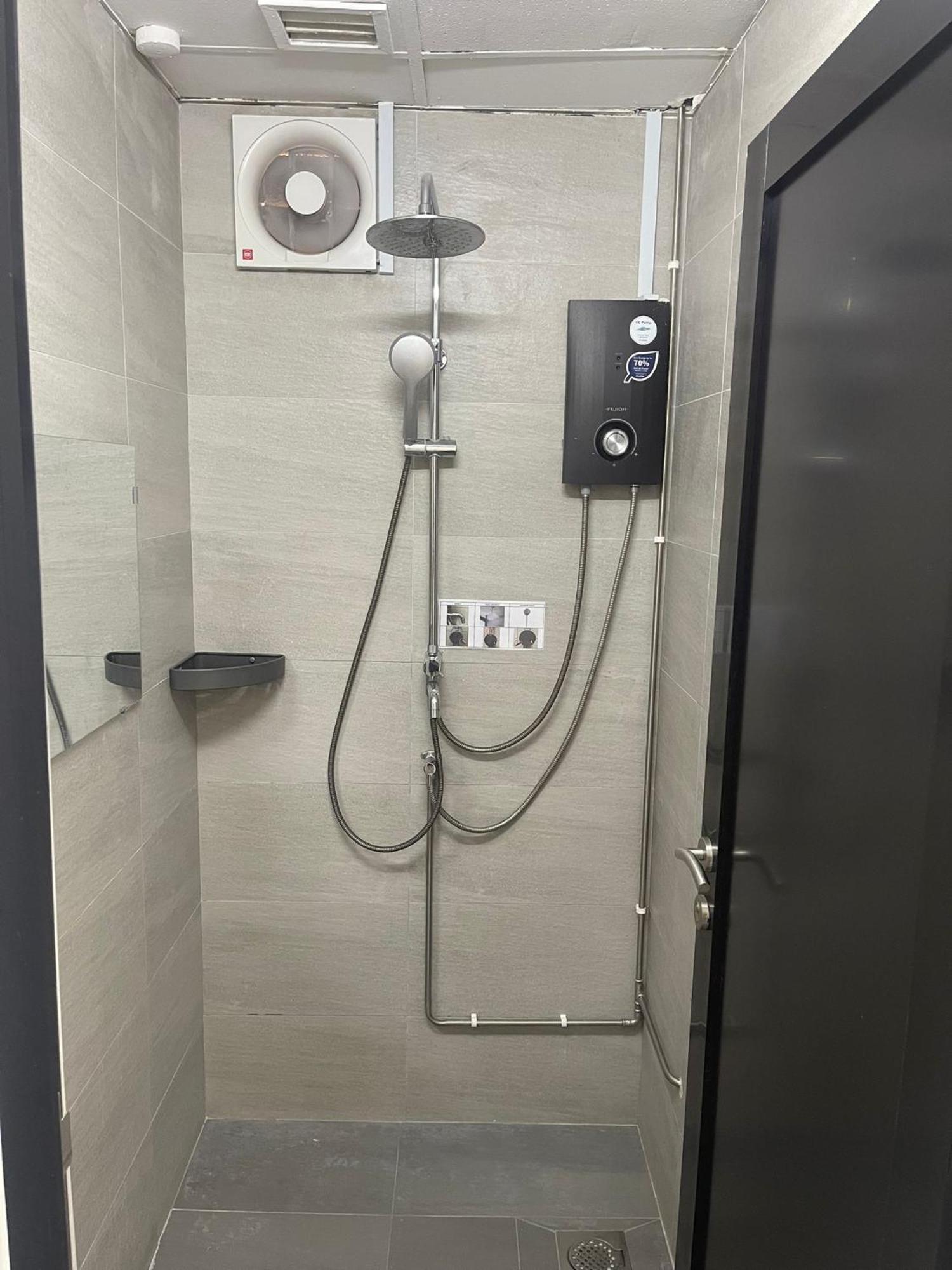 Meadows Capsule hotel *