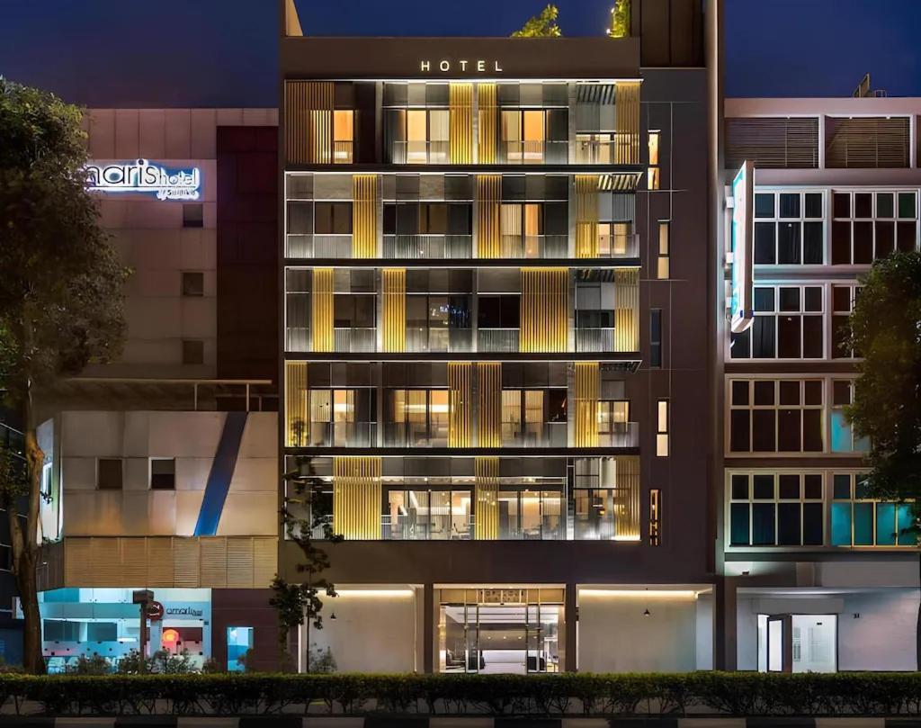 A Bugis 3* Singapore