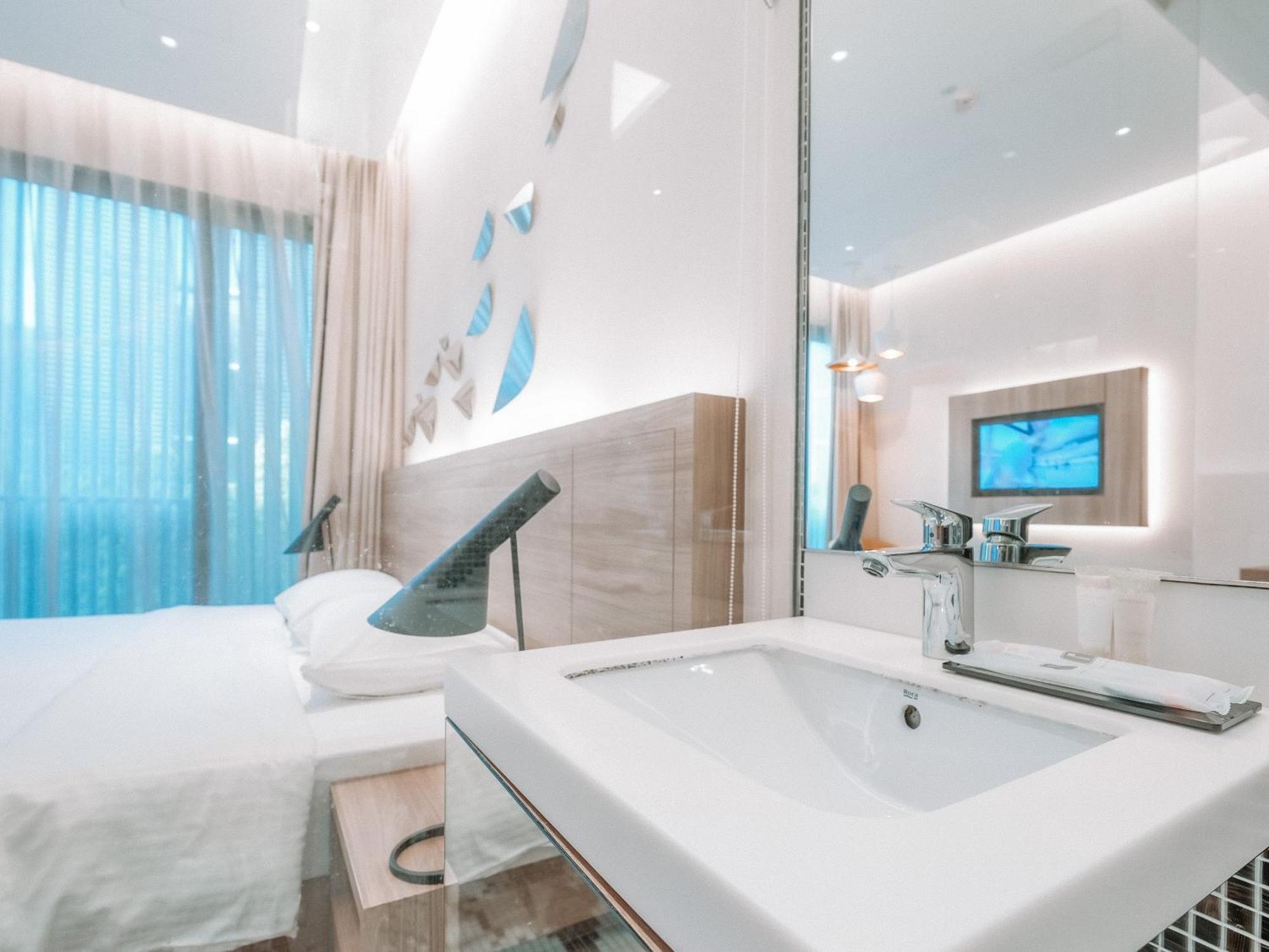 Hotel A Bugis 3*