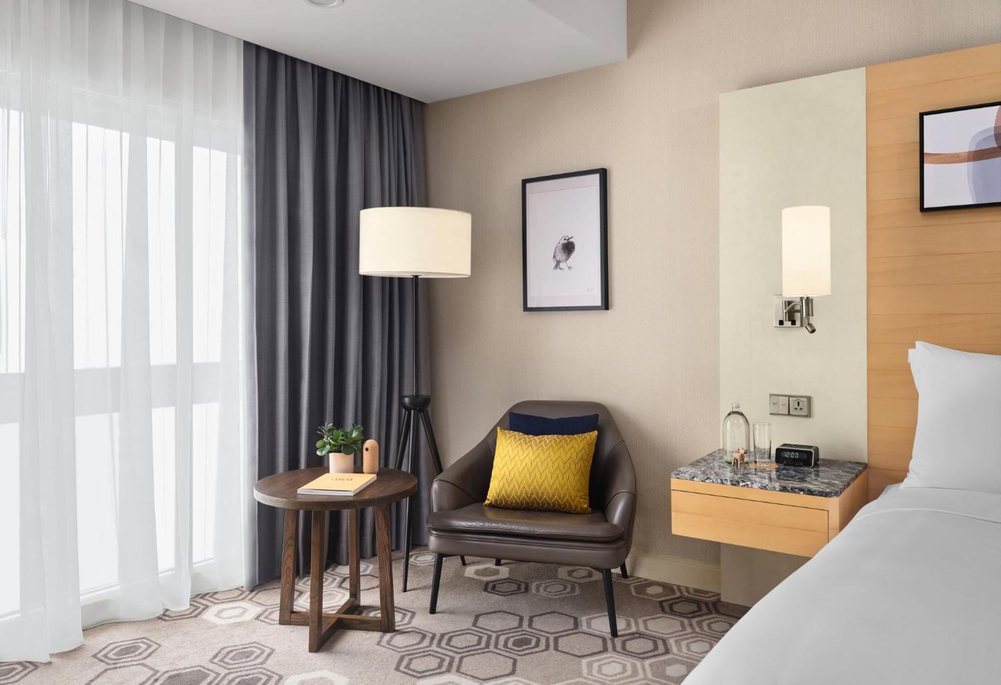 Voco Orchard By Ihg Hotel