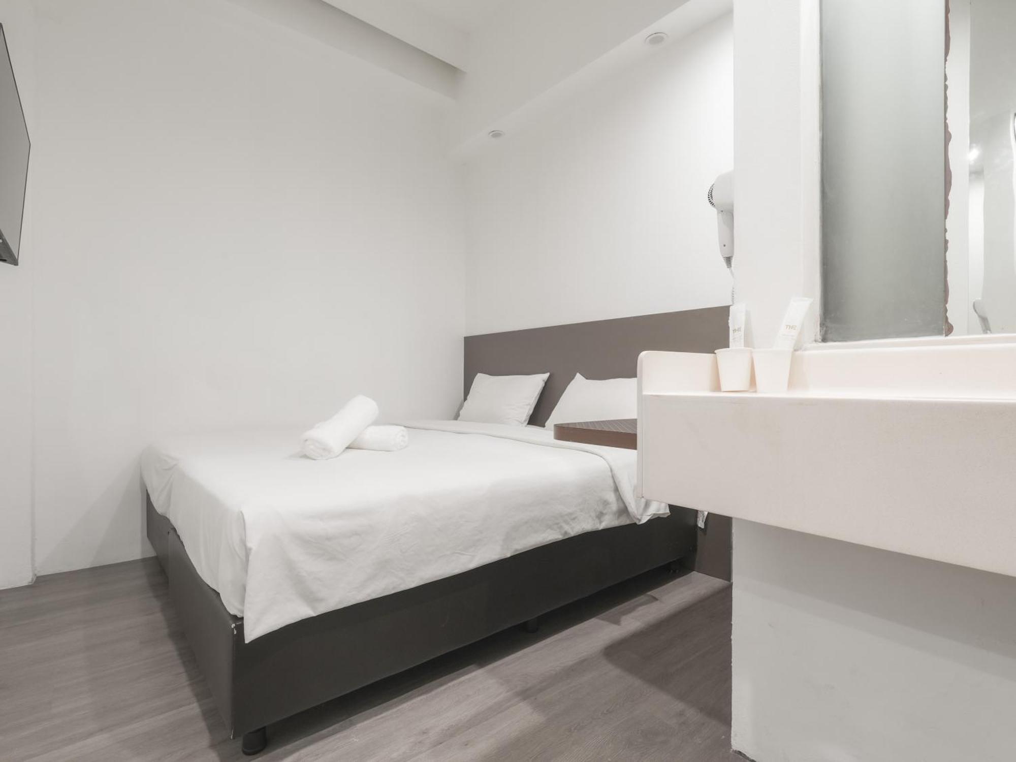 A Dickson 3* Singapore