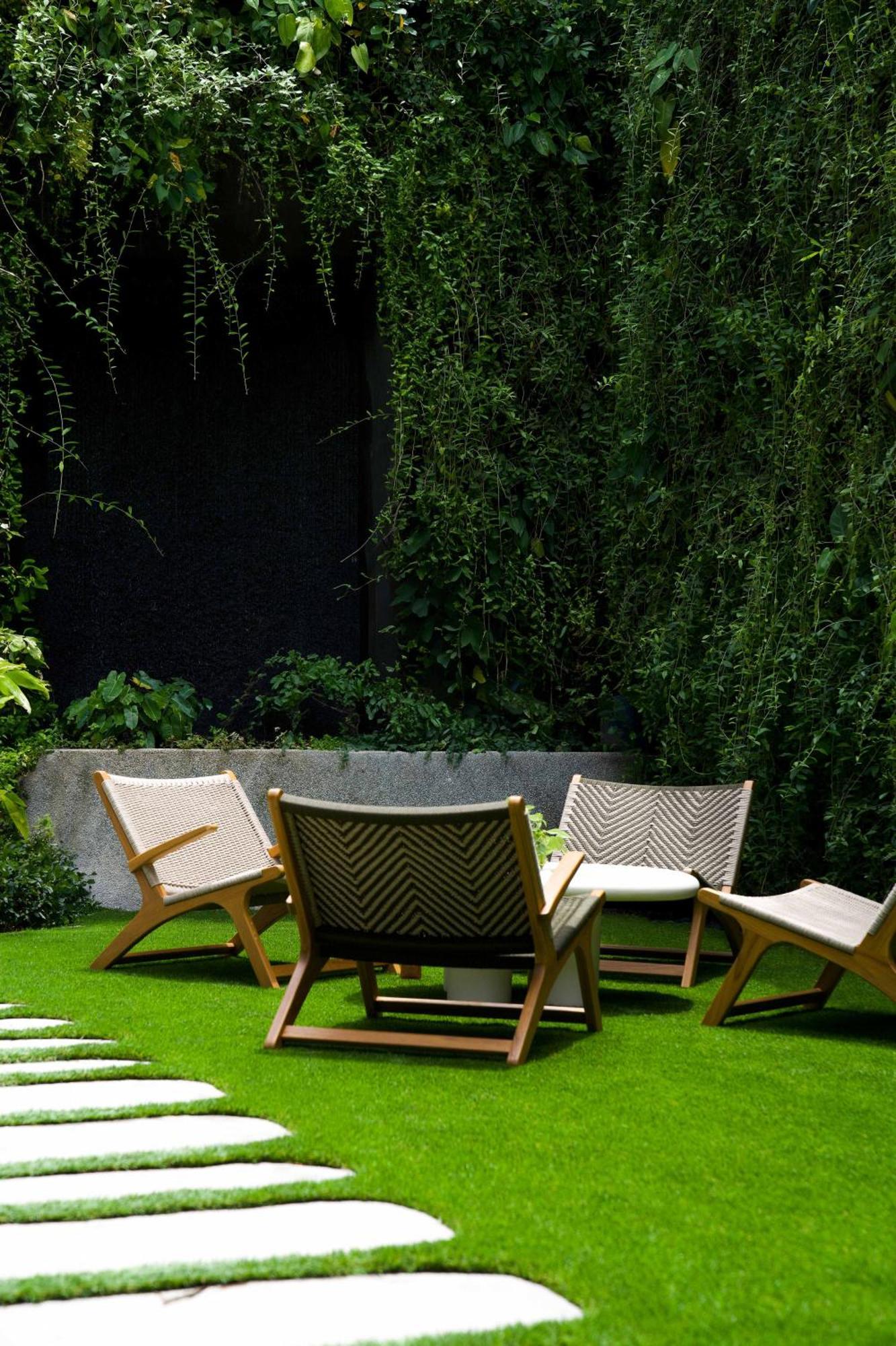 The Standard, 5* Singapore