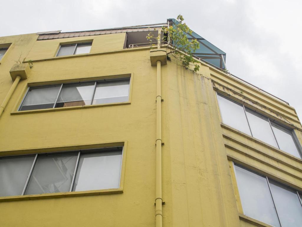 G4 Station Backpackers Hostel *