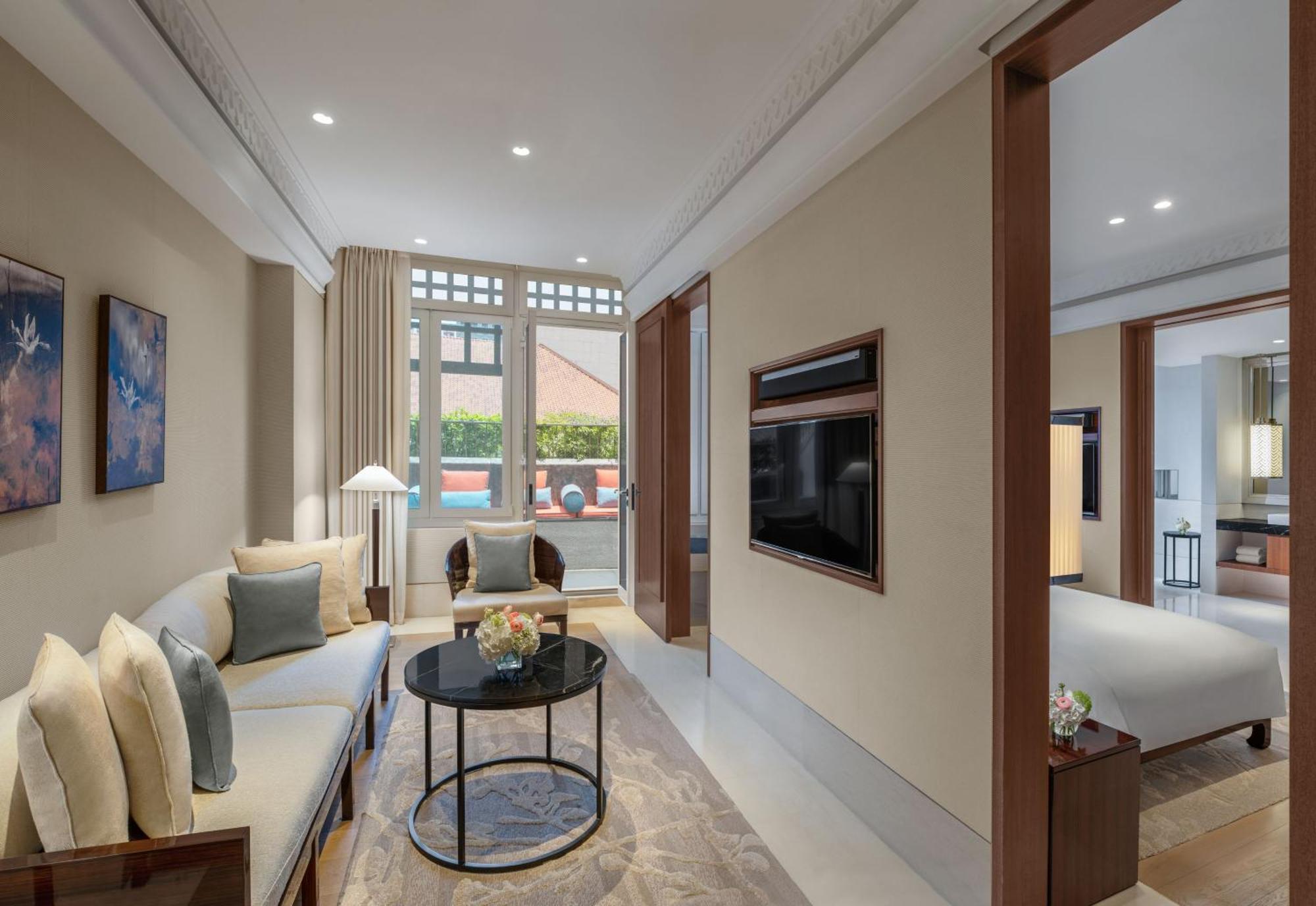 The Capitol Kempinski Hotel 5*