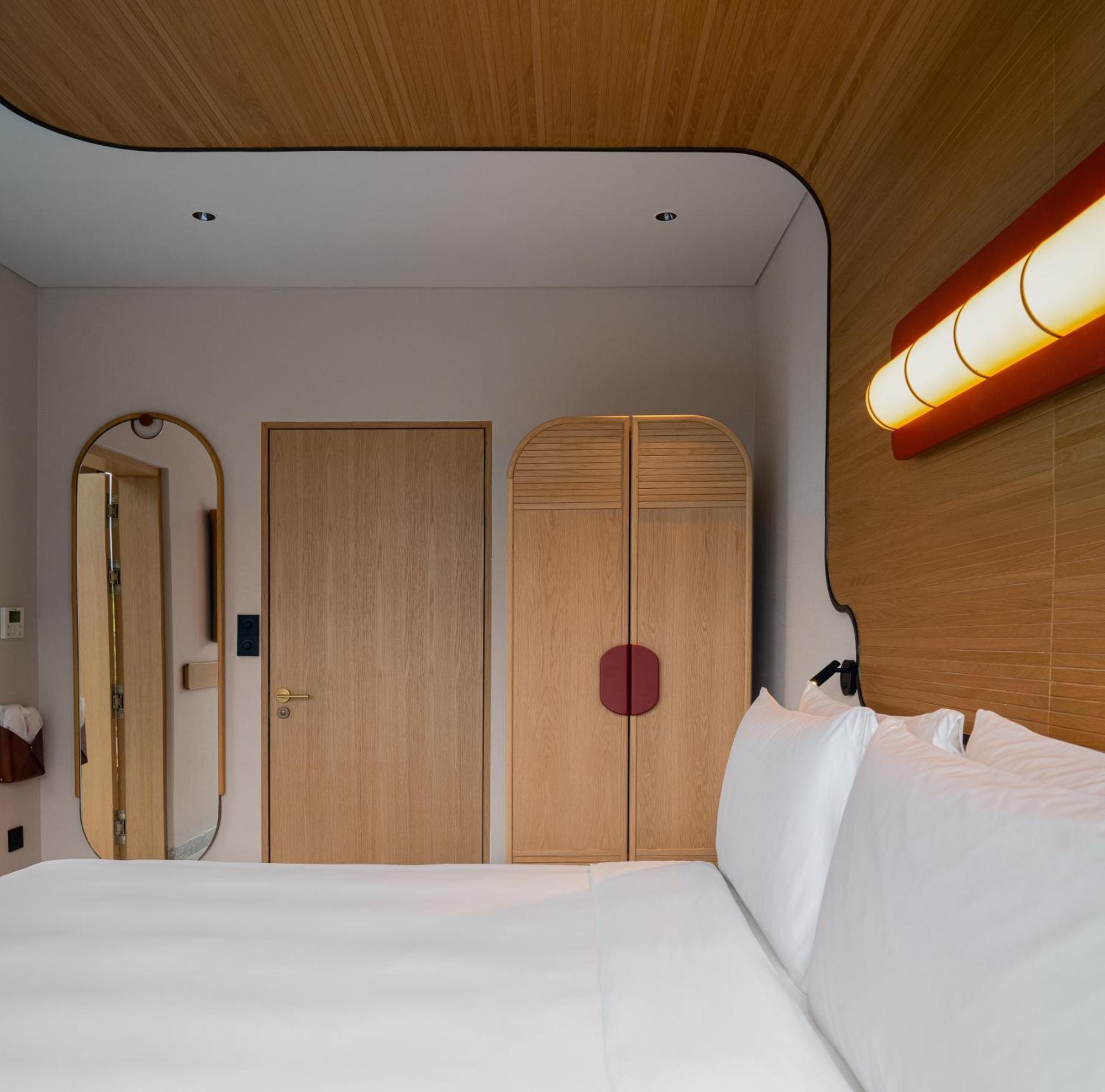The Standard, Singapore