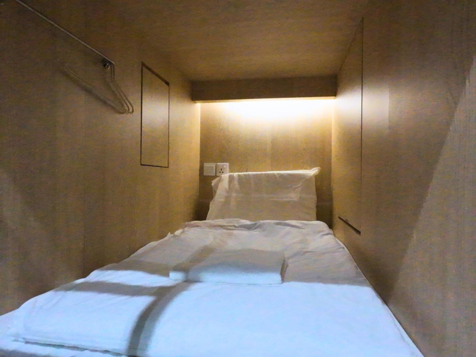 Capsule hotel The @ Bugis
