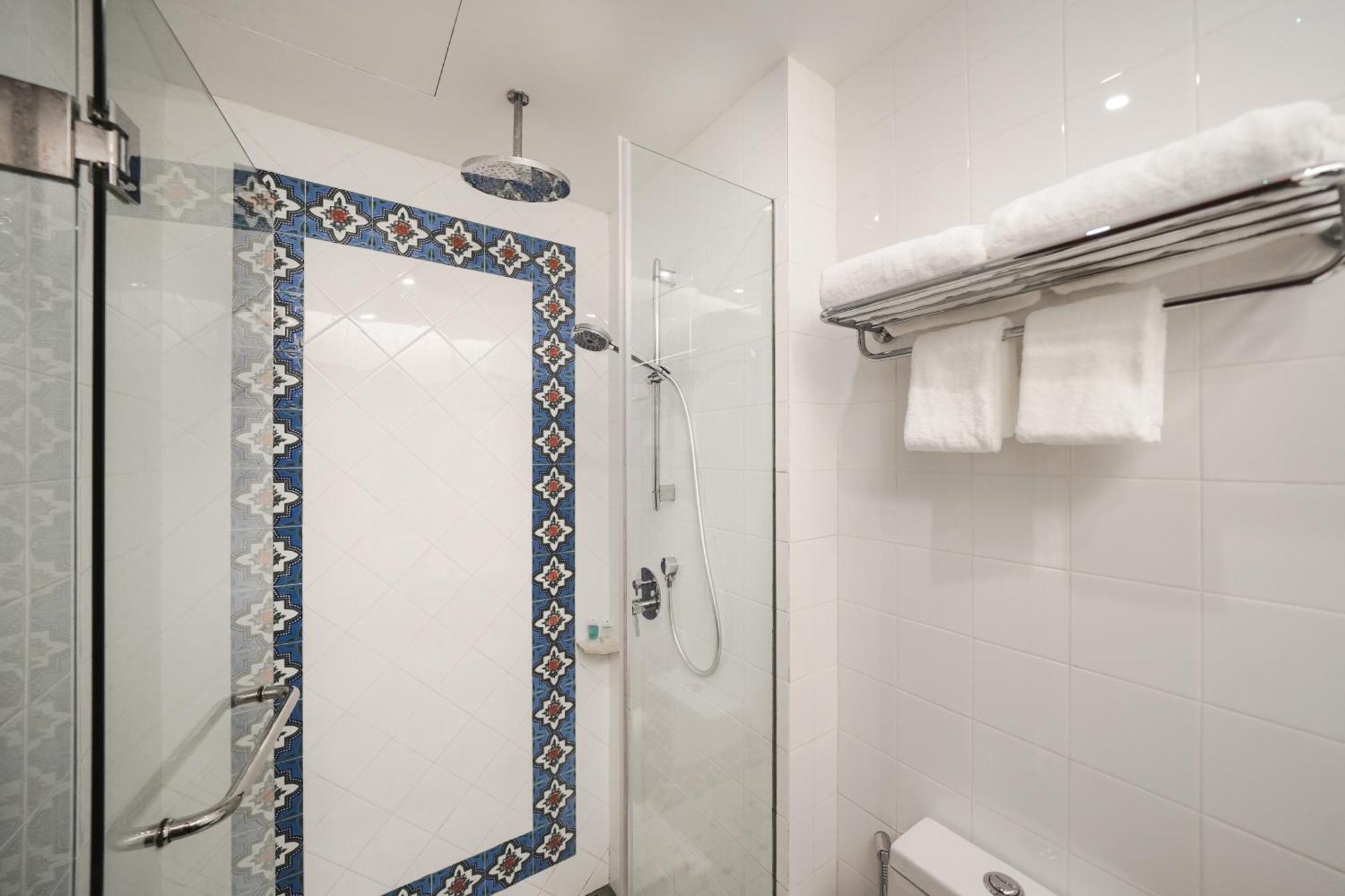Stories Joo Chiat, A By Cove - Paya Lebar, - Newly Renovated