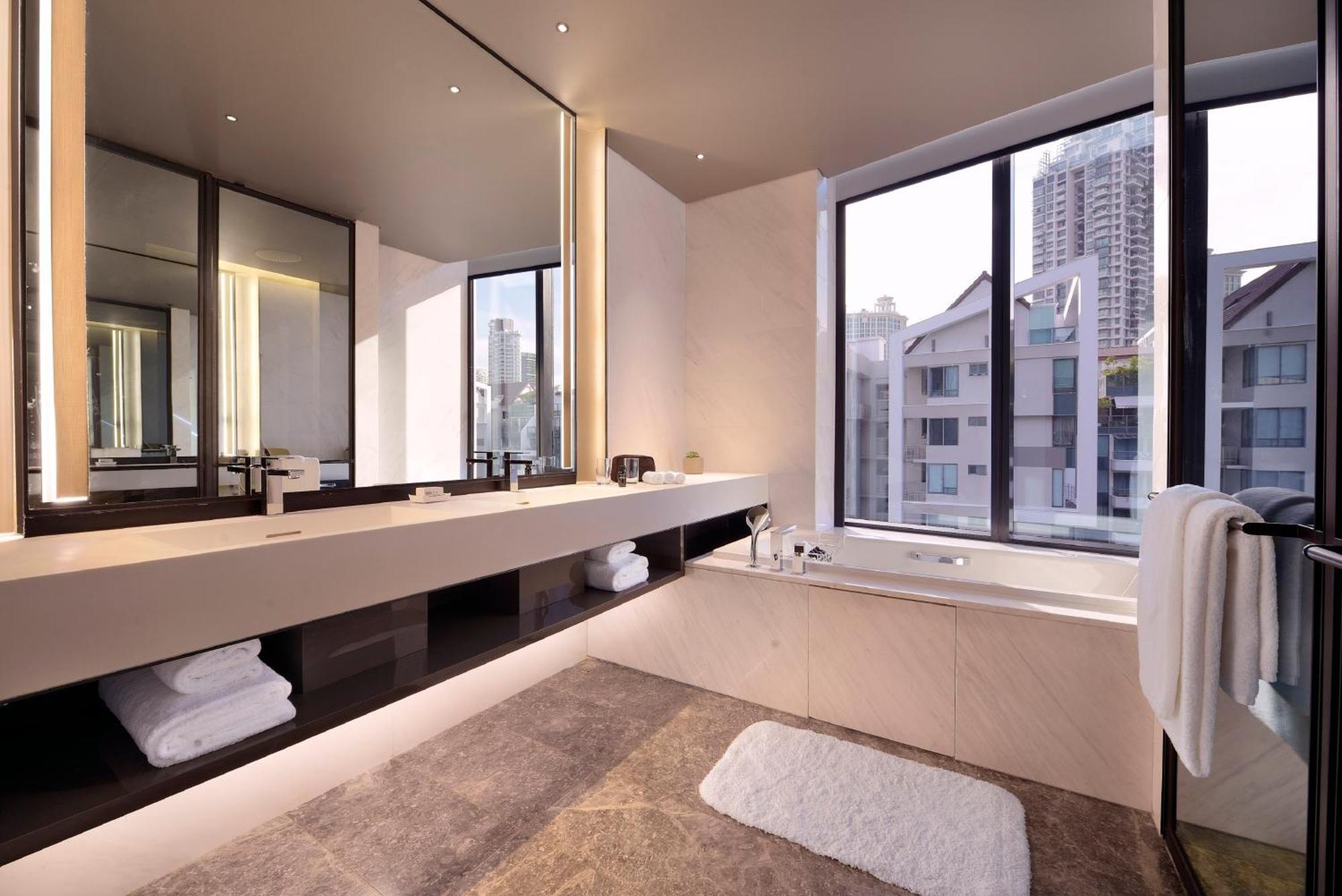 Intercontinental Robertson Quay By Ihg Hotel Singapore