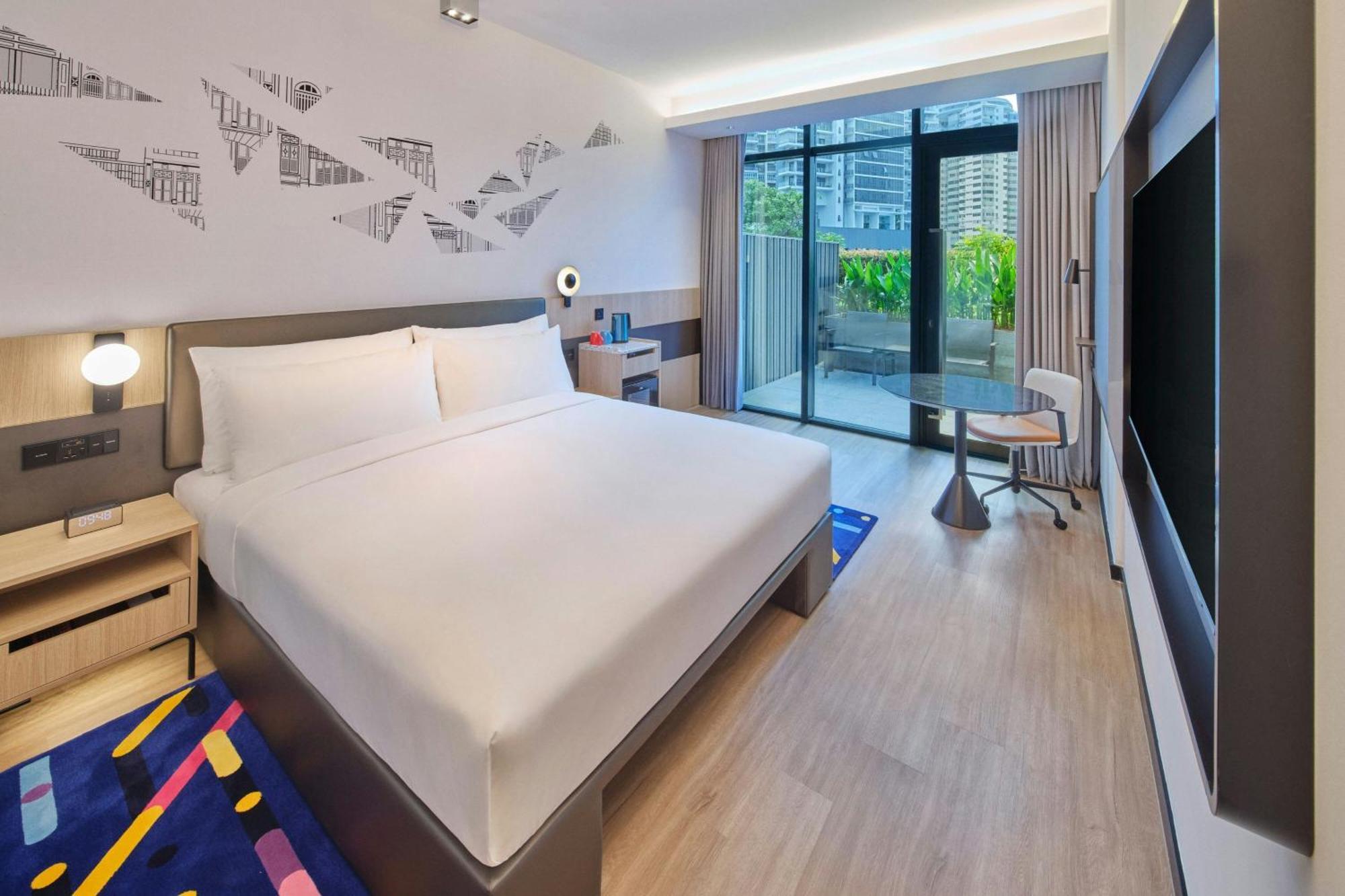 Hotel Aloft Novena 4*