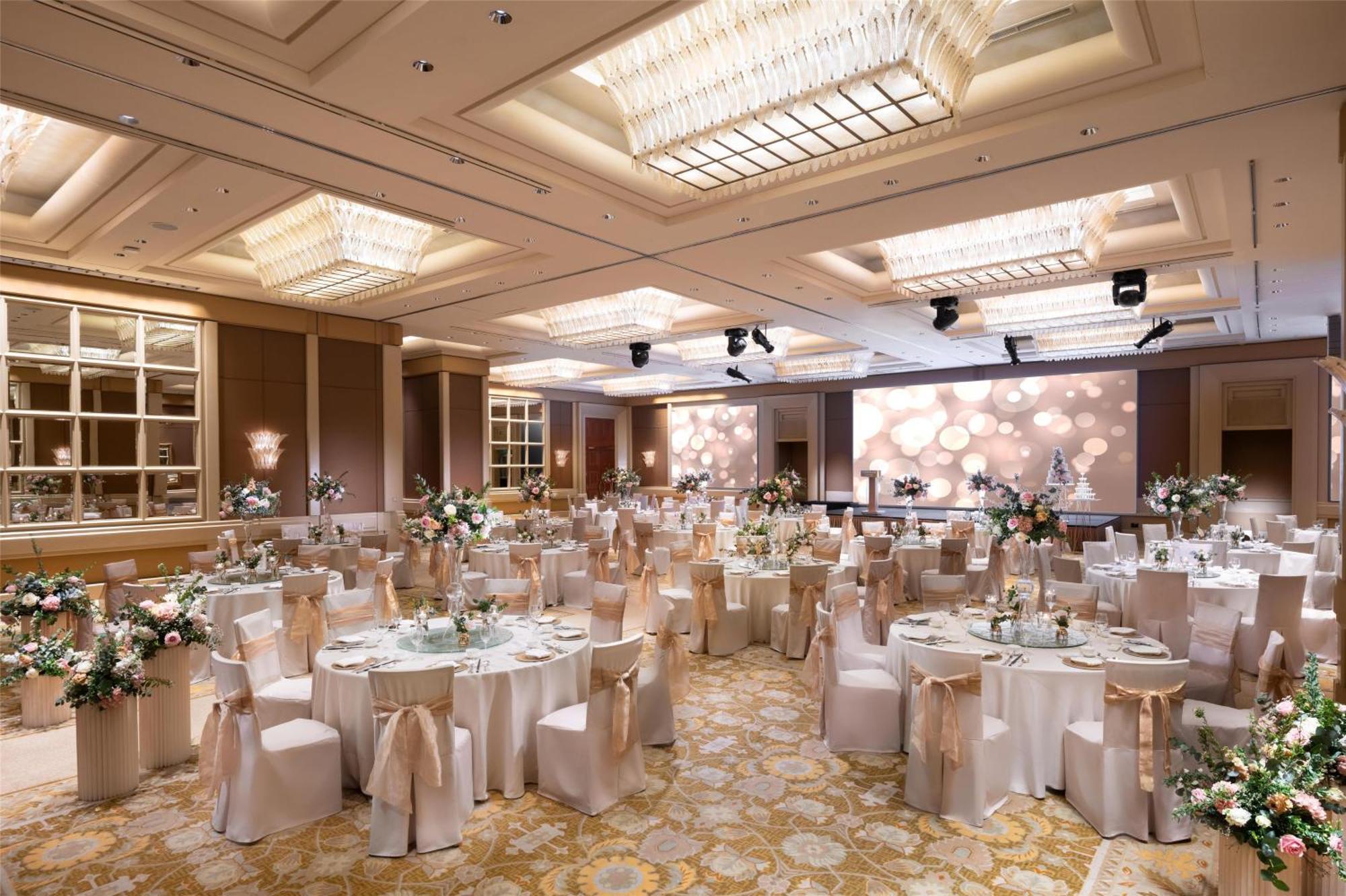 Hotel Conrad Marina Bay 5*
