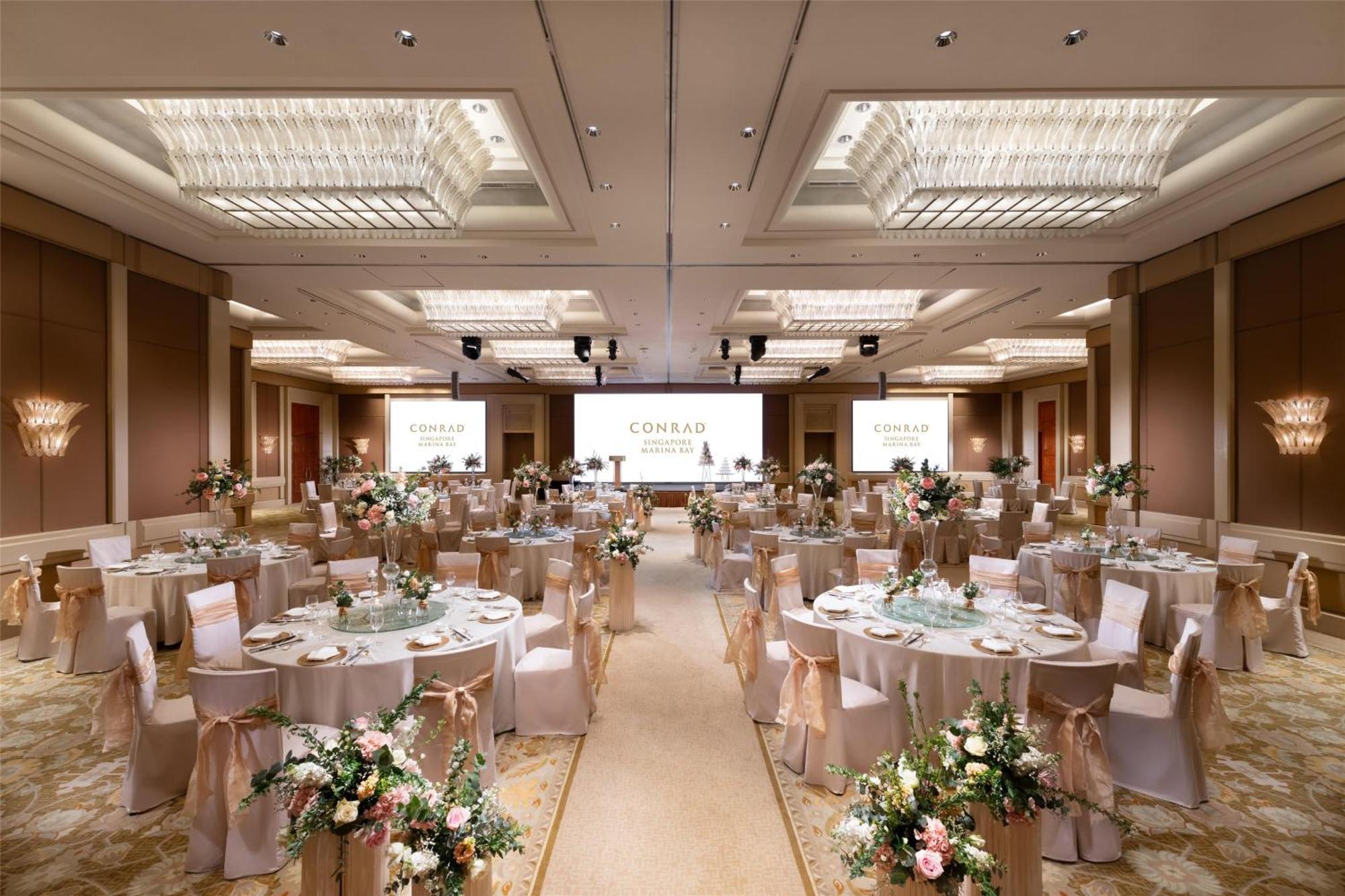 Conrad Marina Bay 5*
