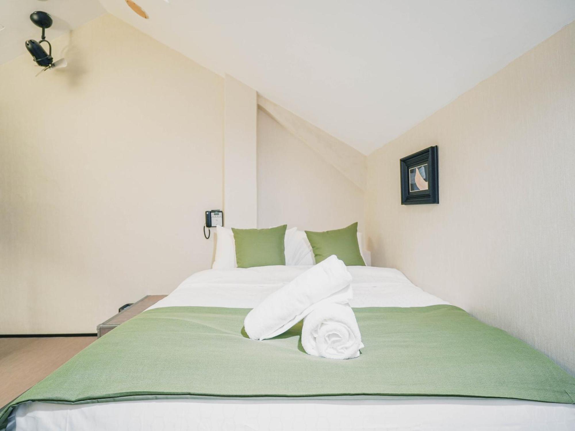 A Chinatown, Formerly 1929 - Newly Renovated Hotel Singapore