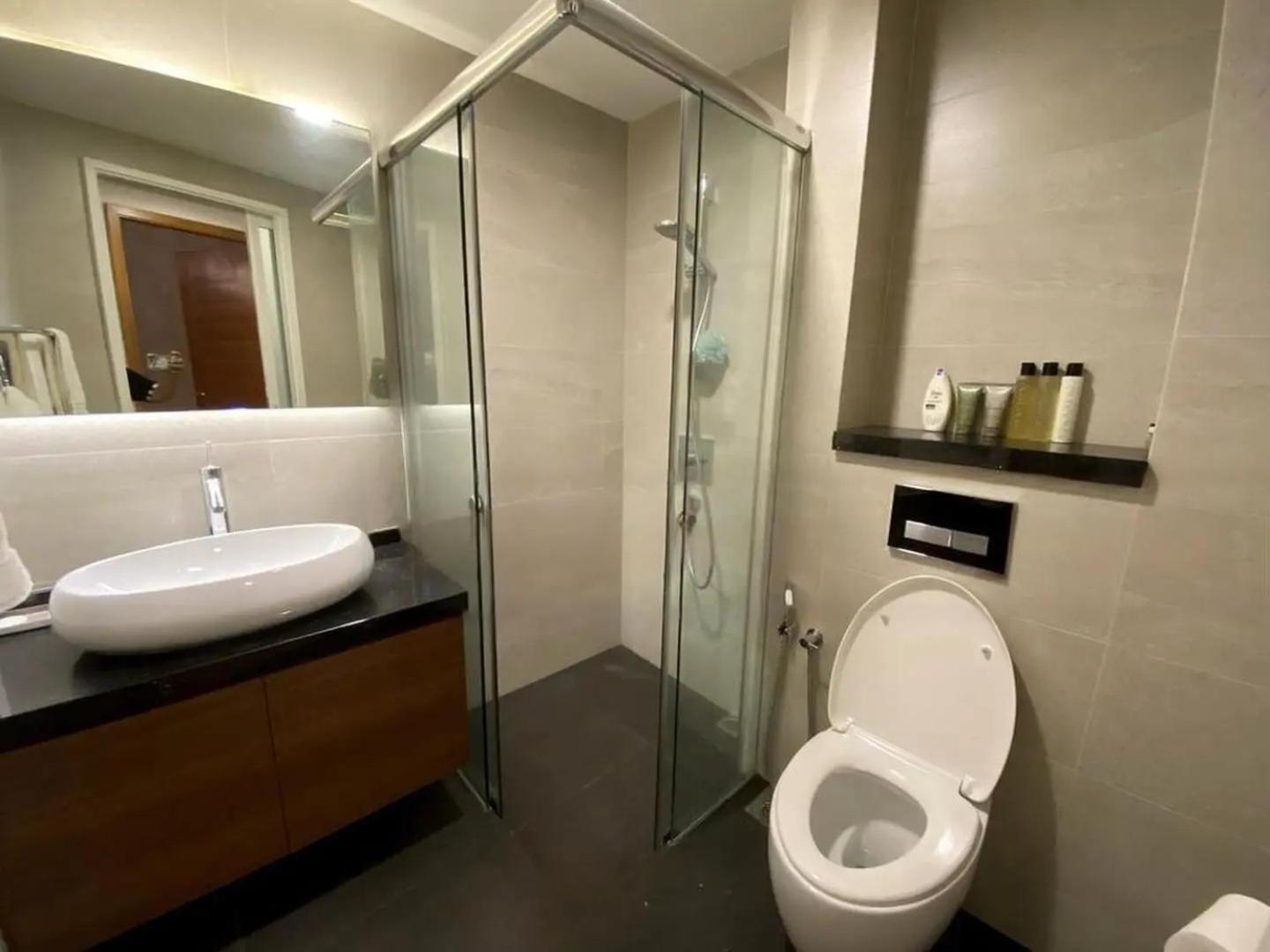 Super High Floor With 3 Bedroom - 60 Floor Singapore