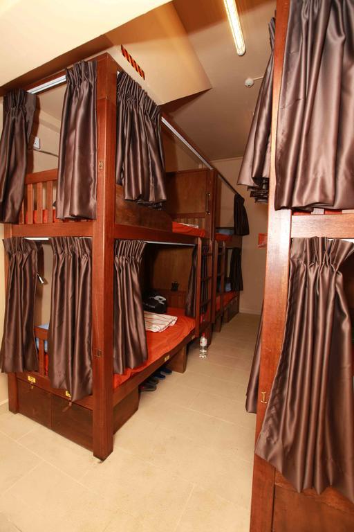 Hostel 60s