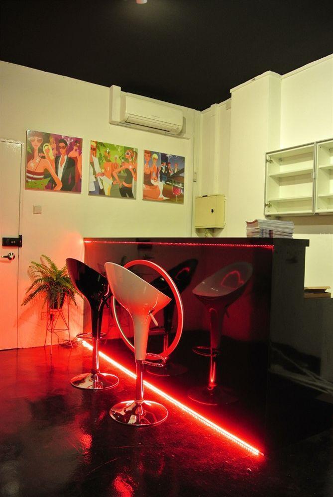 Plush Pods Hostel