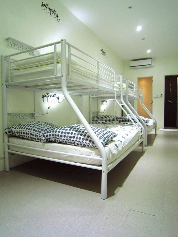 Hostel Footprints Hostel, Singapore