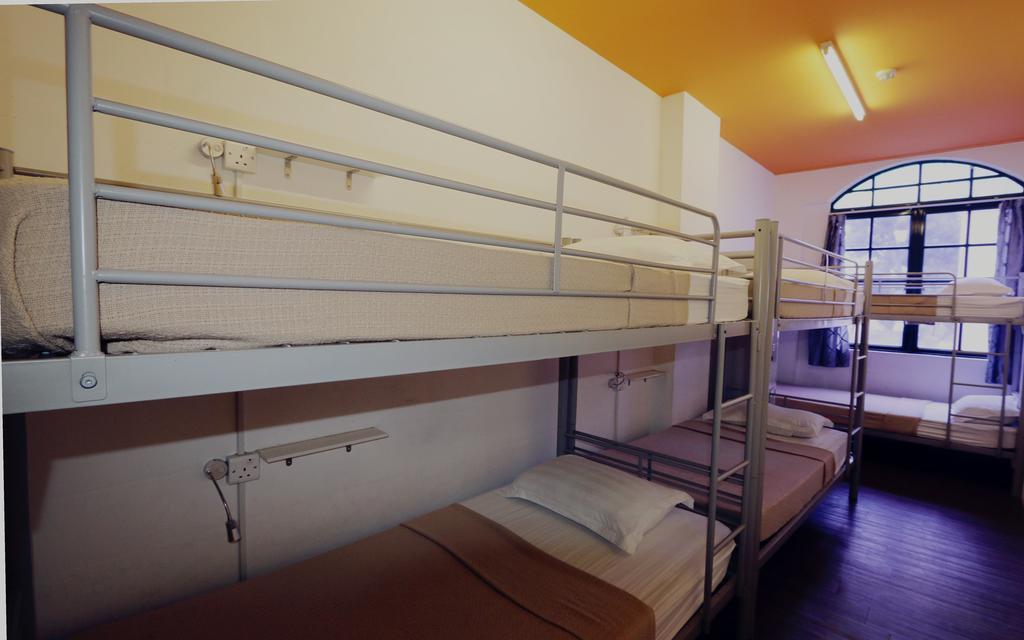 Footprints Hostel,